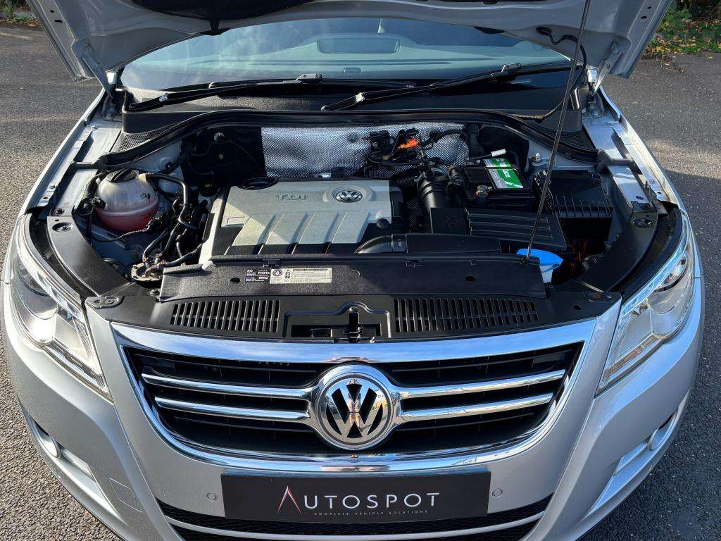 2012 VOLKSWAGEN TIGUAN 2012 VOLKSWAGEN TIGUAN