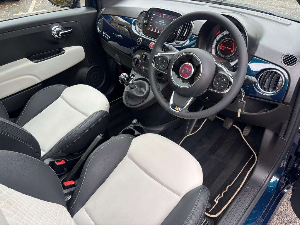 2023 FIAT 500 2023 FIAT 500