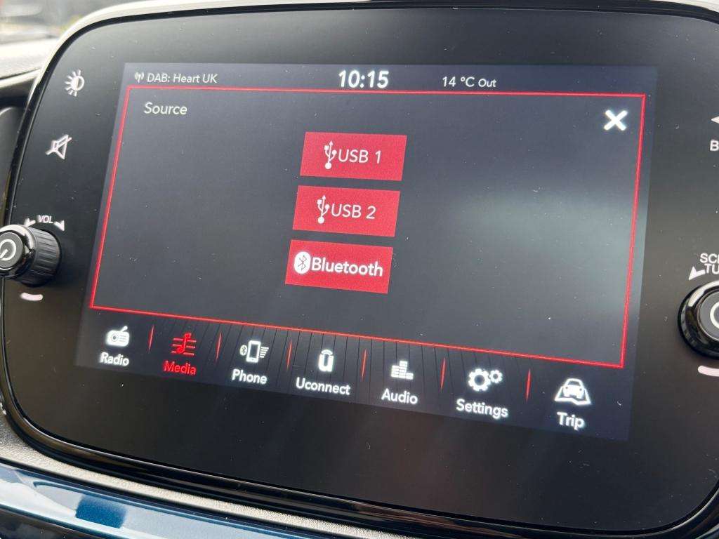 2023 FIAT 500 2023 FIAT 500