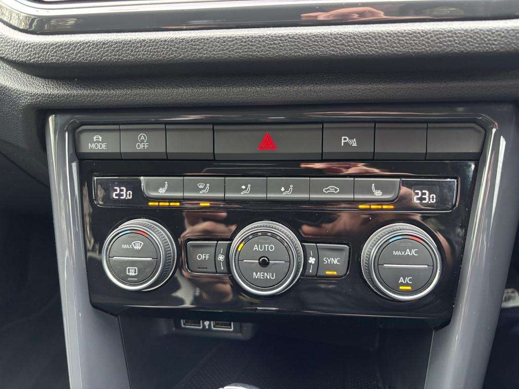 2019 VOLKSWAGEN T-ROC 2019 VOLKSWAGEN T-ROC