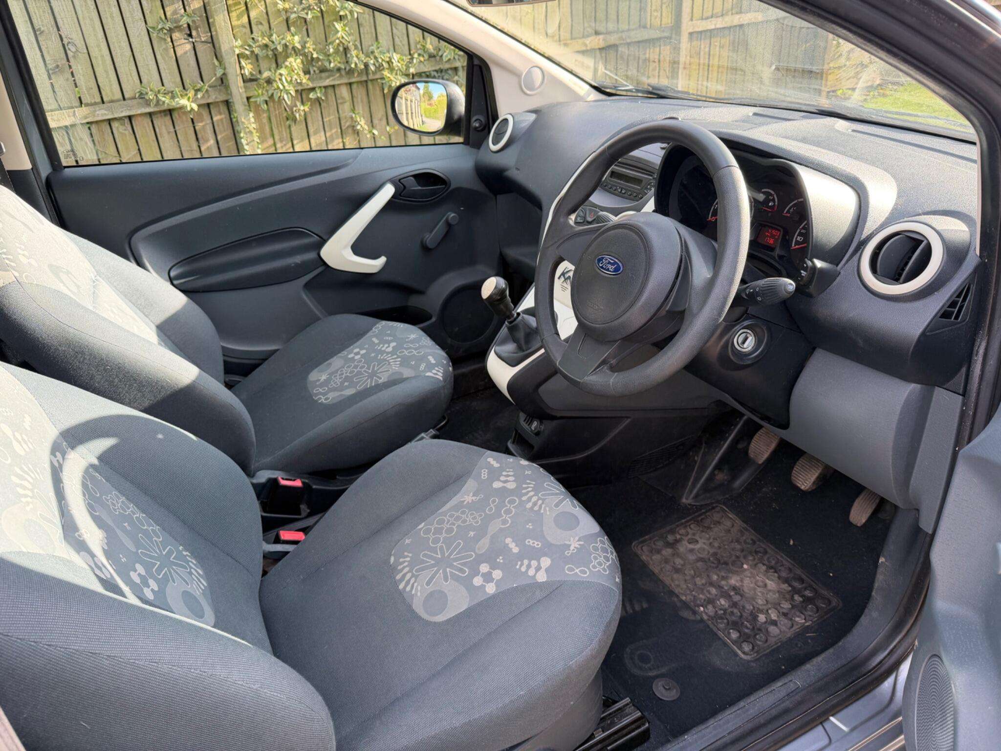 2013 FORD KA 2013 FORD KA