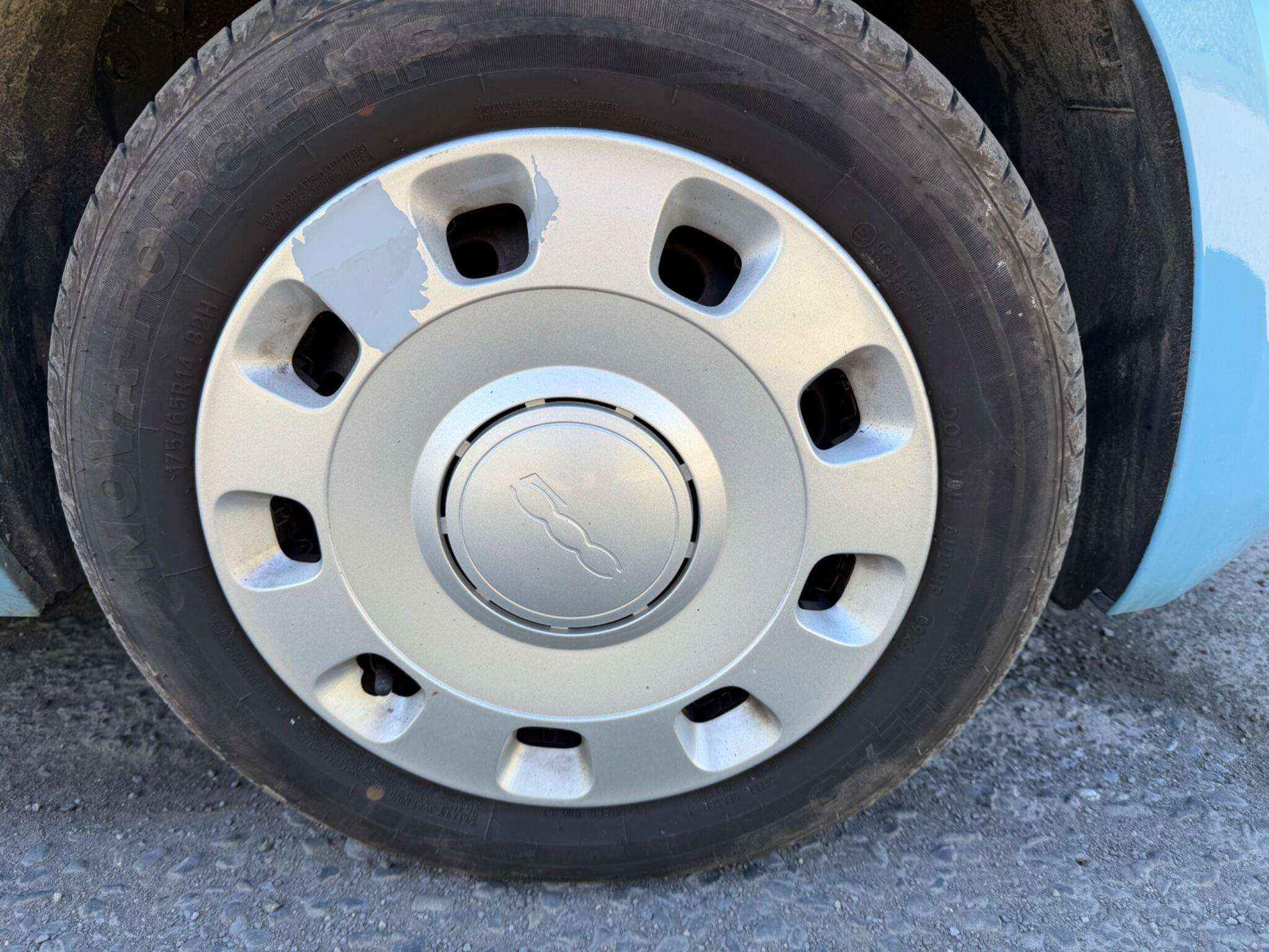 2017 FIAT 500 2017 FIAT 500