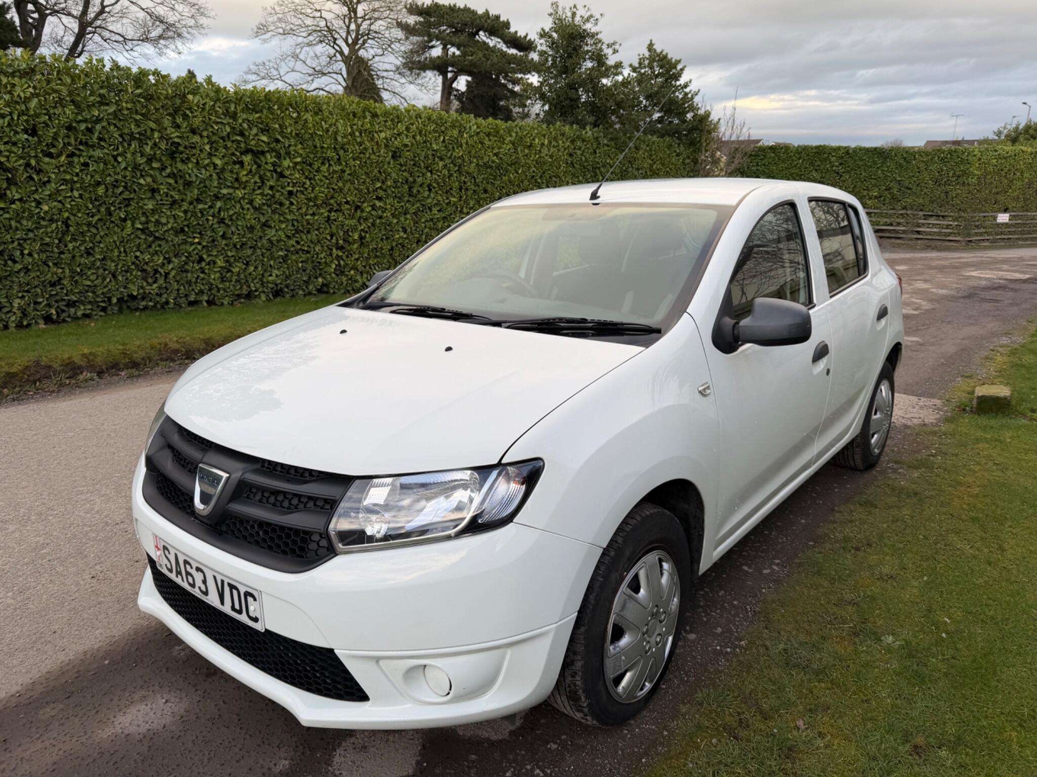 2013 DACIA SANDERO 2013 DACIA SANDERO