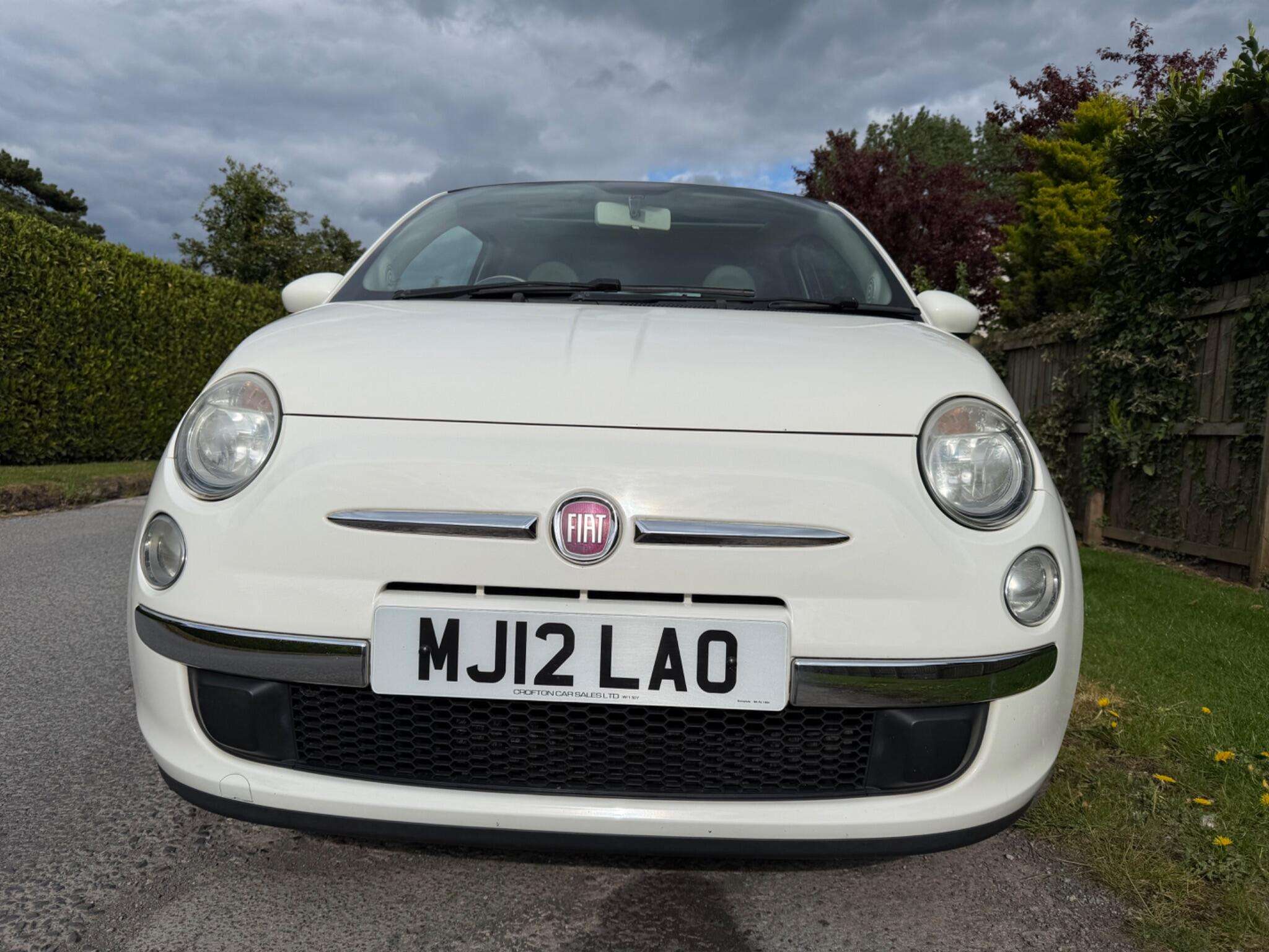 A 2012 FIAT 500 1.2 Lounge Euro 5 (s/s) 3dr A 2012 FIAT 500 1.2 Lounge Euro 5 (s/s) 3dr