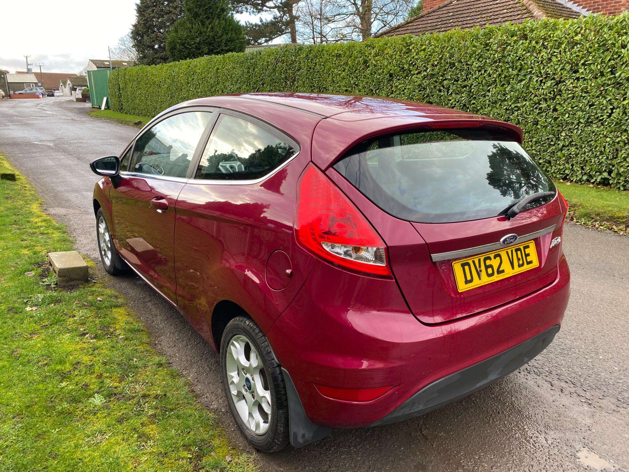 2012 FORD FIESTA 2012 FORD FIESTA