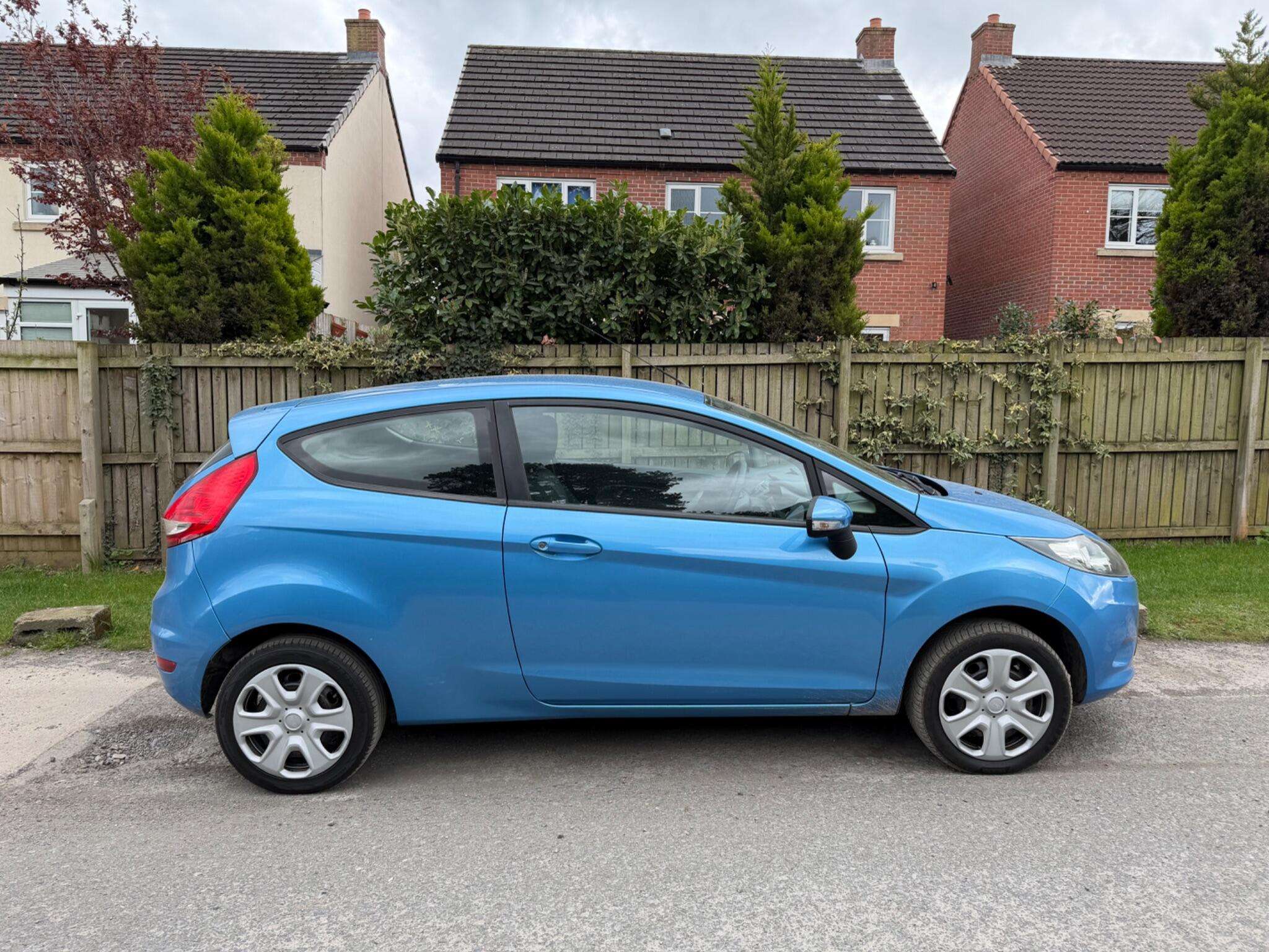 A 2009 FORD FIESTA 1.25 Style + 3dr A 2009 FORD FIESTA 1.25 Style + 3dr