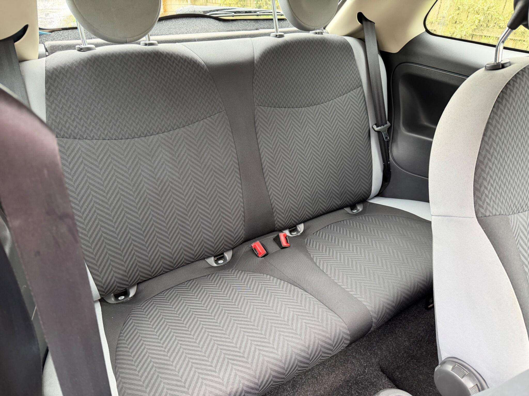 2017 FIAT 500 2017 FIAT 500