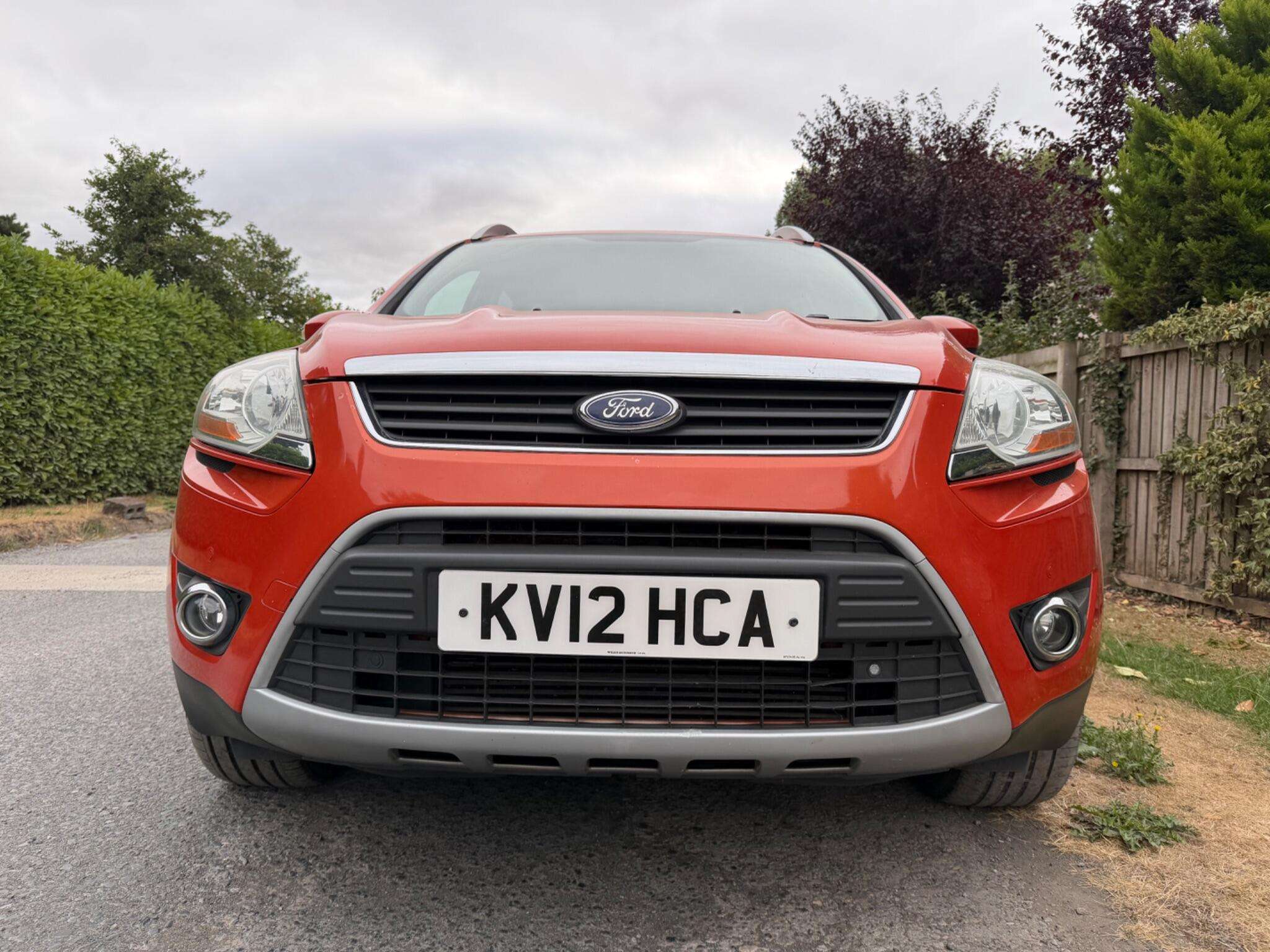 A 2012 FORD KUGA 2.0 TDCi Zetec Powershift AWD Euro 5 5dr A 2012 FORD KUGA 2.0 TDCi Zetec Powershift AWD Euro 5 5dr