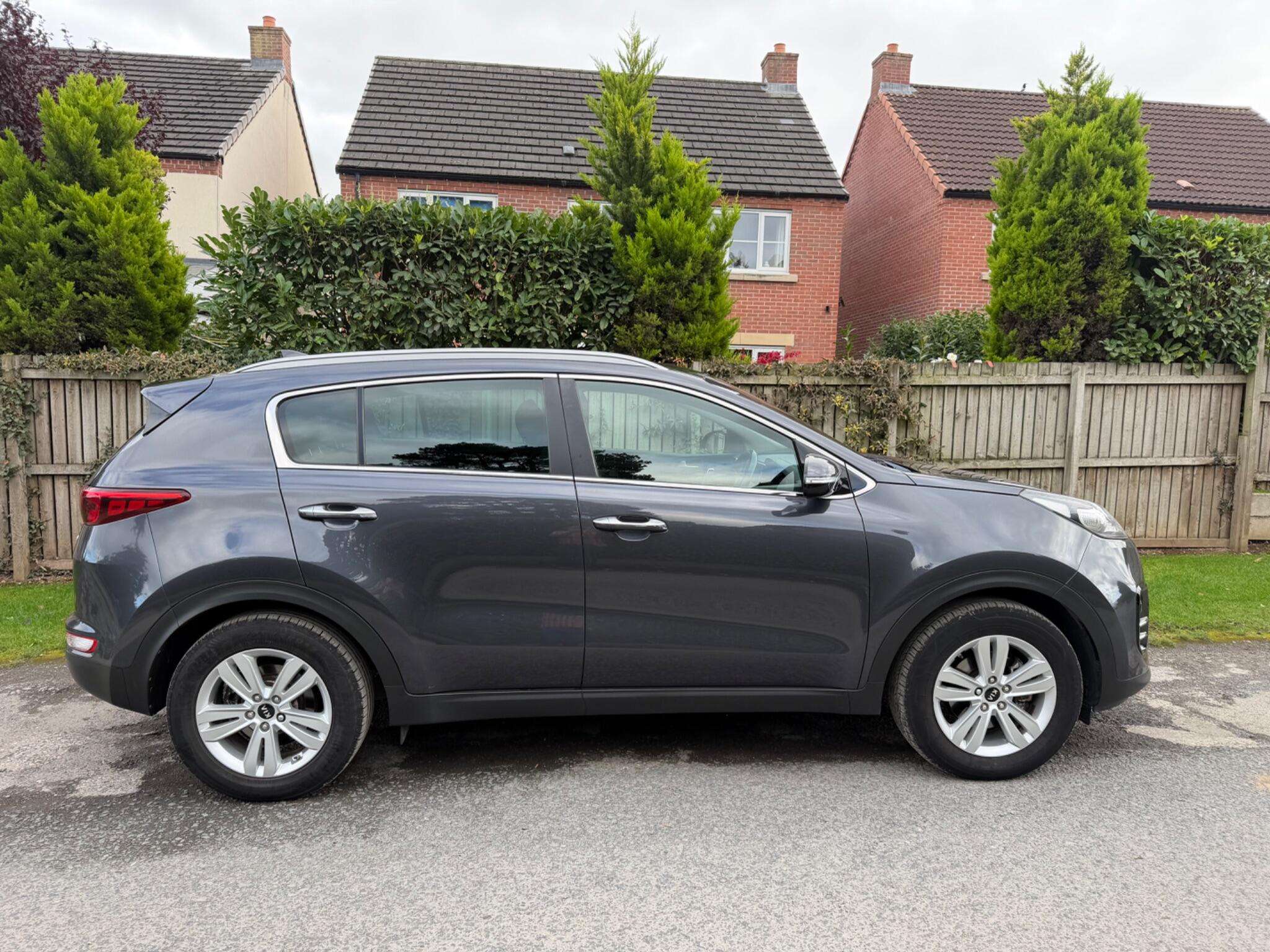 A 2018 KIA SPORTAGE 1.6 GDi 2 Euro 6 (s/s) 5dr A 2018 KIA SPORTAGE 1.6 GDi 2 Euro 6 (s/s) 5dr