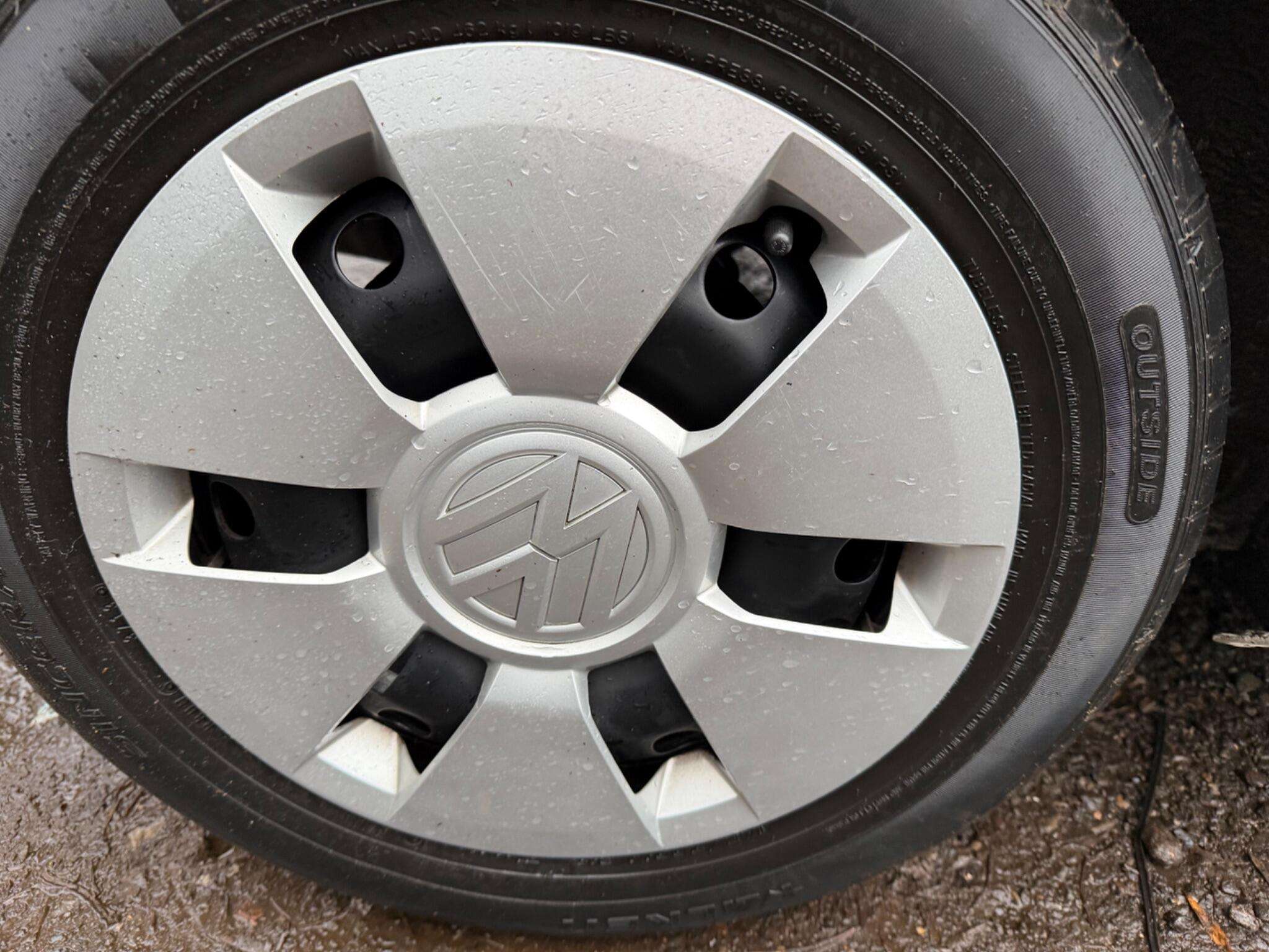 2014 VOLKSWAGEN UP! 2014 VOLKSWAGEN UP!