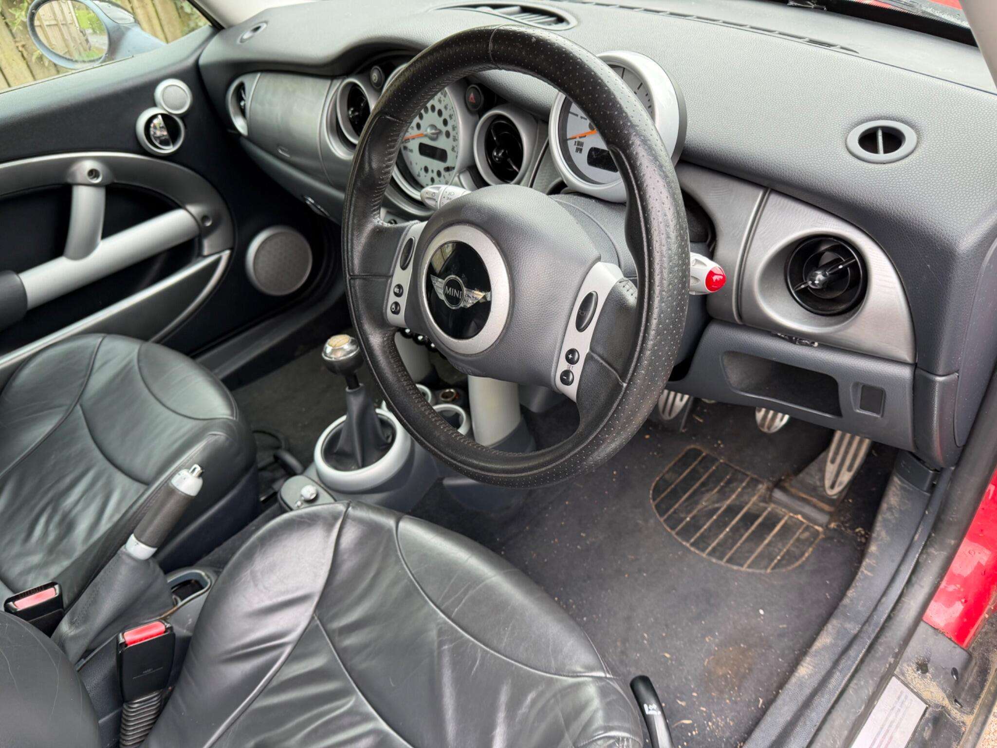 2003 MINI HATCH 2003 MINI HATCH