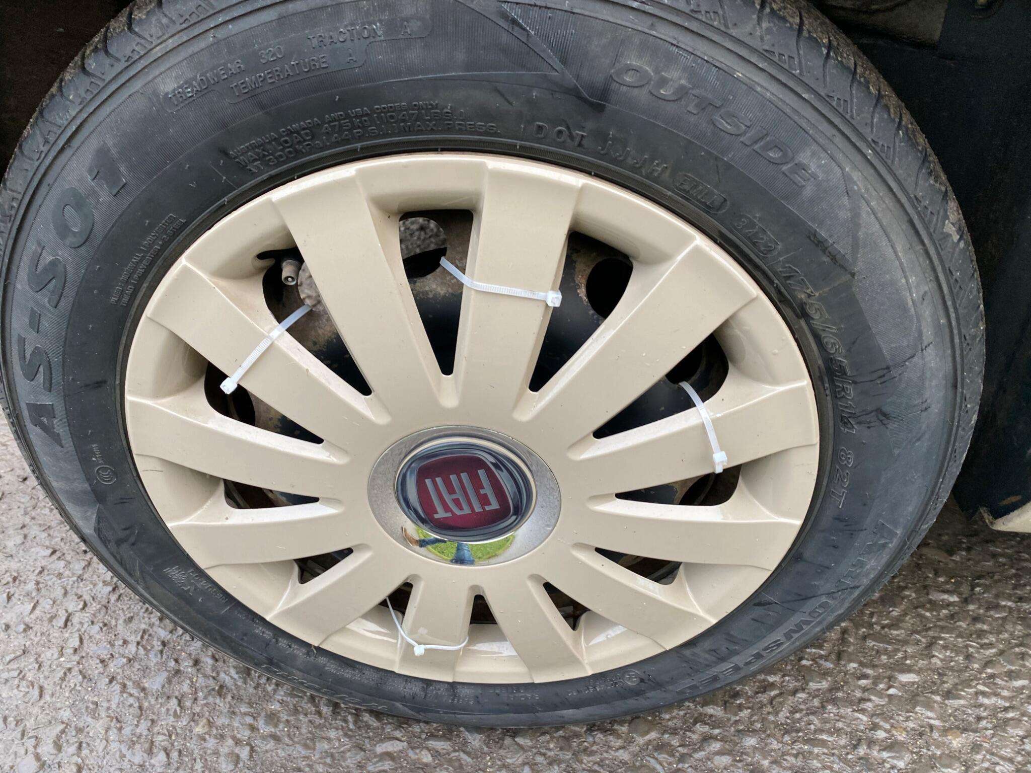 2013 FIAT 500 2013 FIAT 500