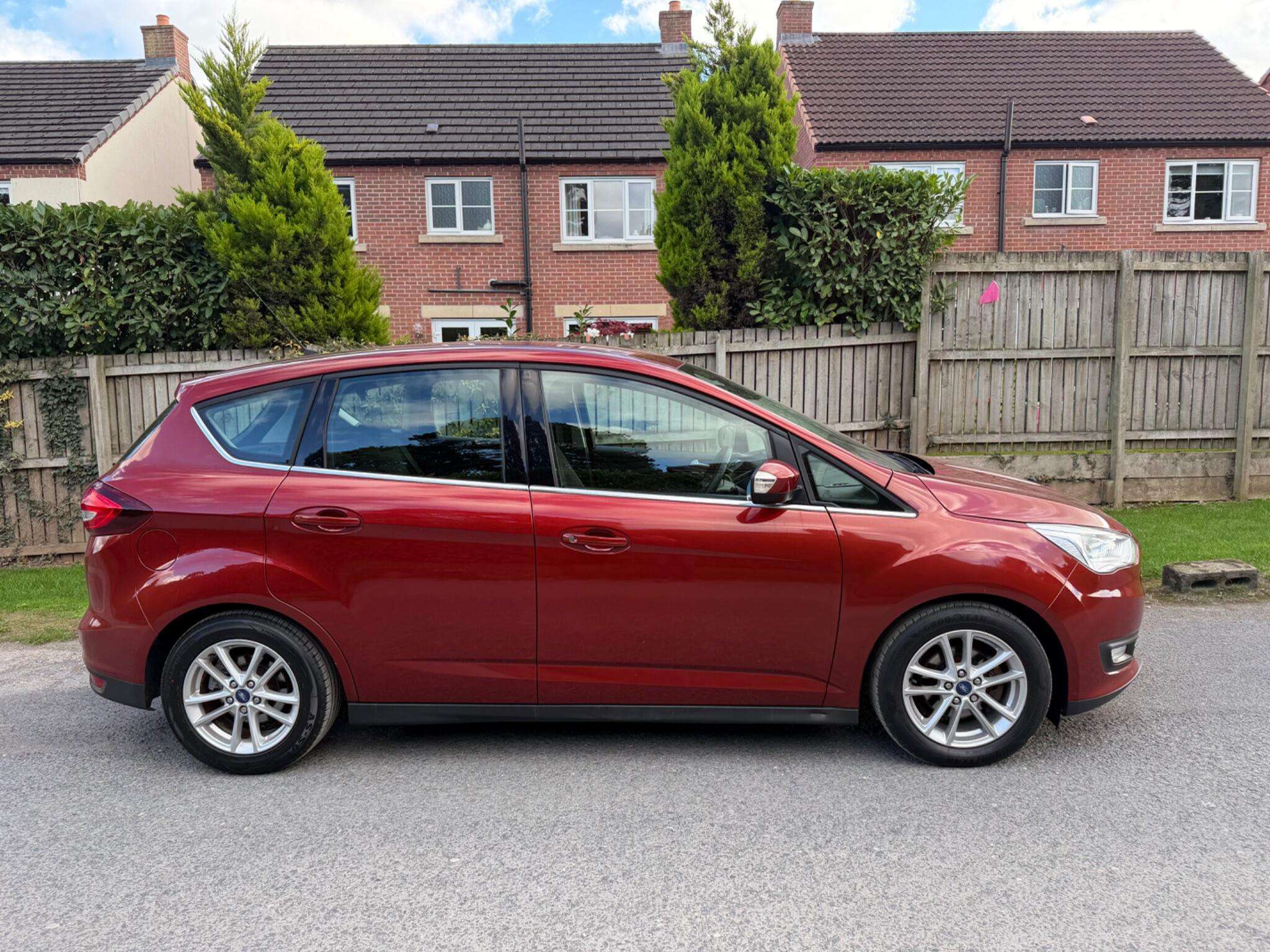 A 2015 FORD C-MAX 1.6 Ti-VCT Zetec Euro 6 5dr A 2015 FORD C-MAX 1.6 Ti-VCT Zetec Euro 6 5dr