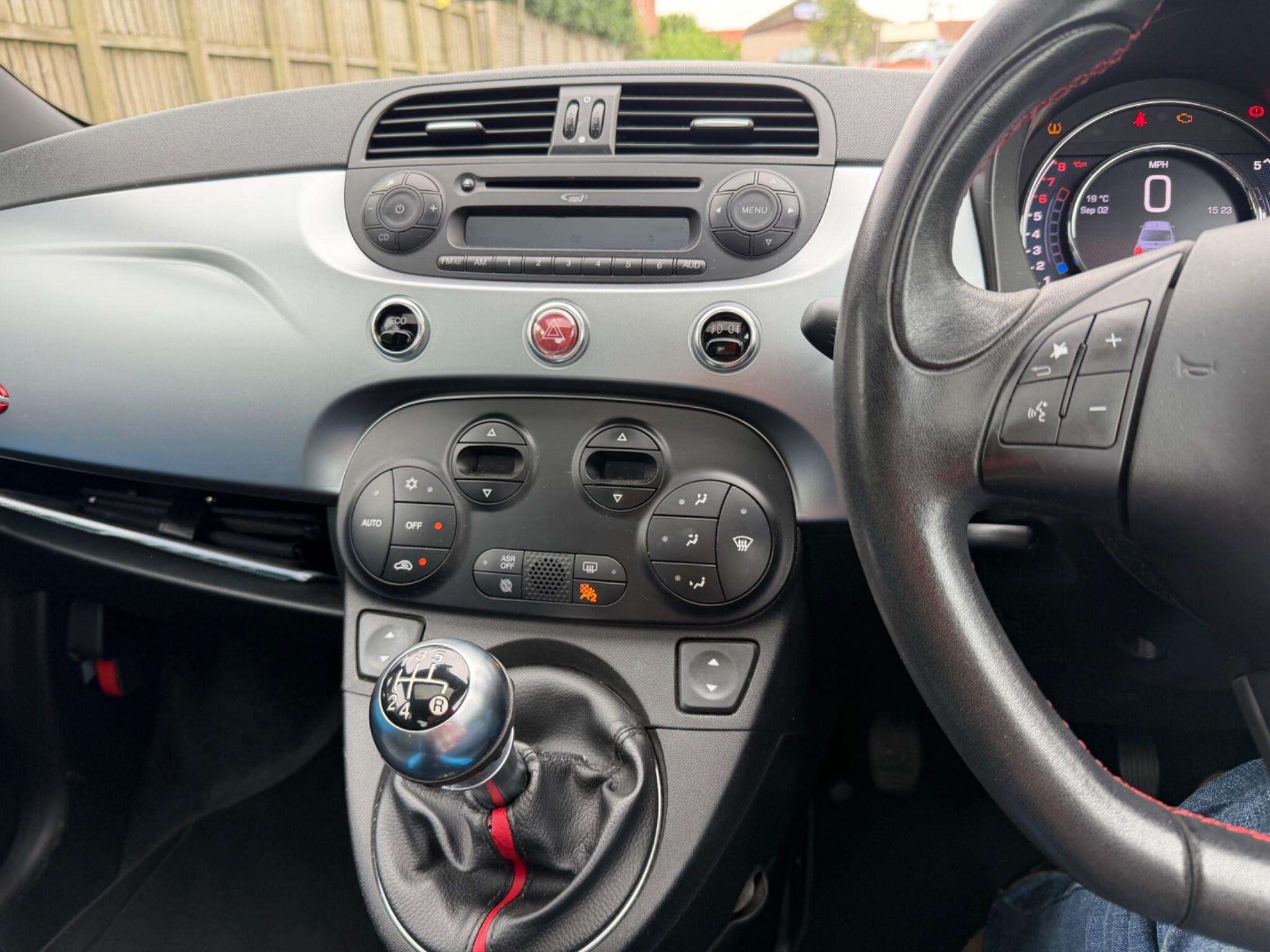 2014 FIAT 500 2014 FIAT 500