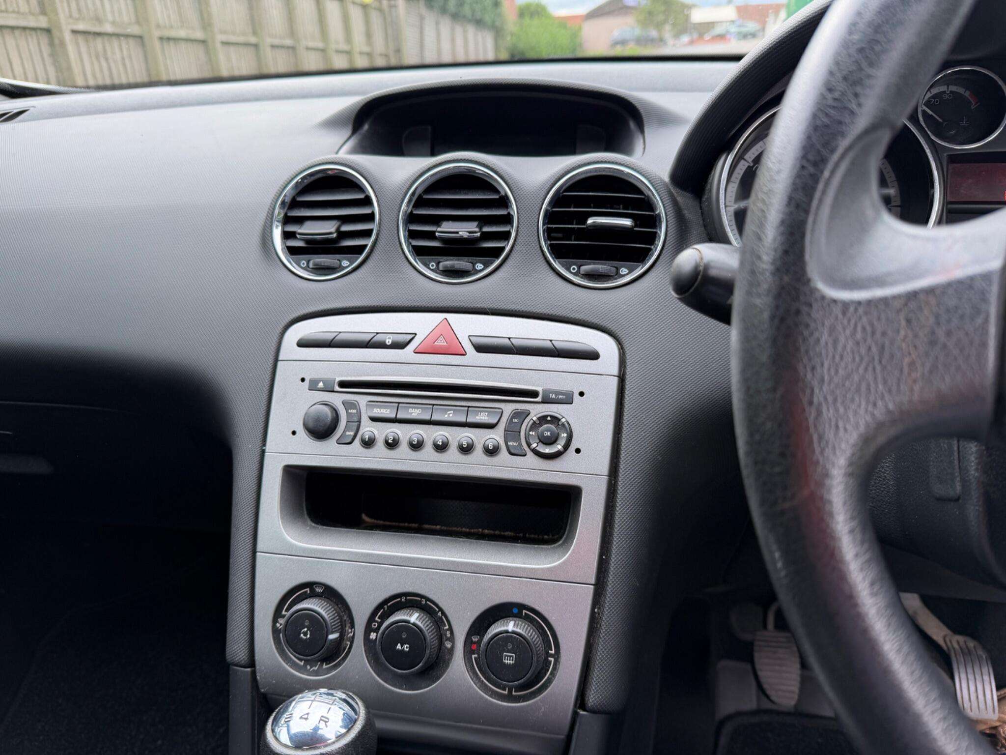 2009 PEUGEOT 308 2009 PEUGEOT 308
