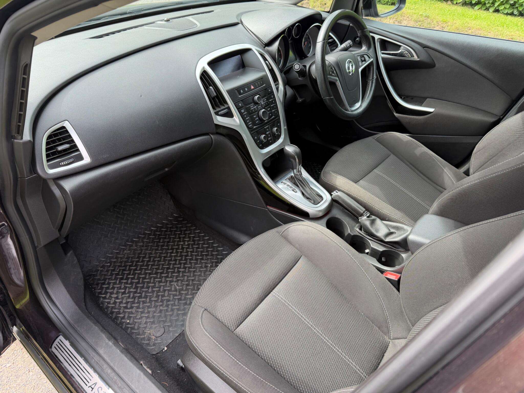 2012 VAUXHALL ASTRA 2012 VAUXHALL ASTRA