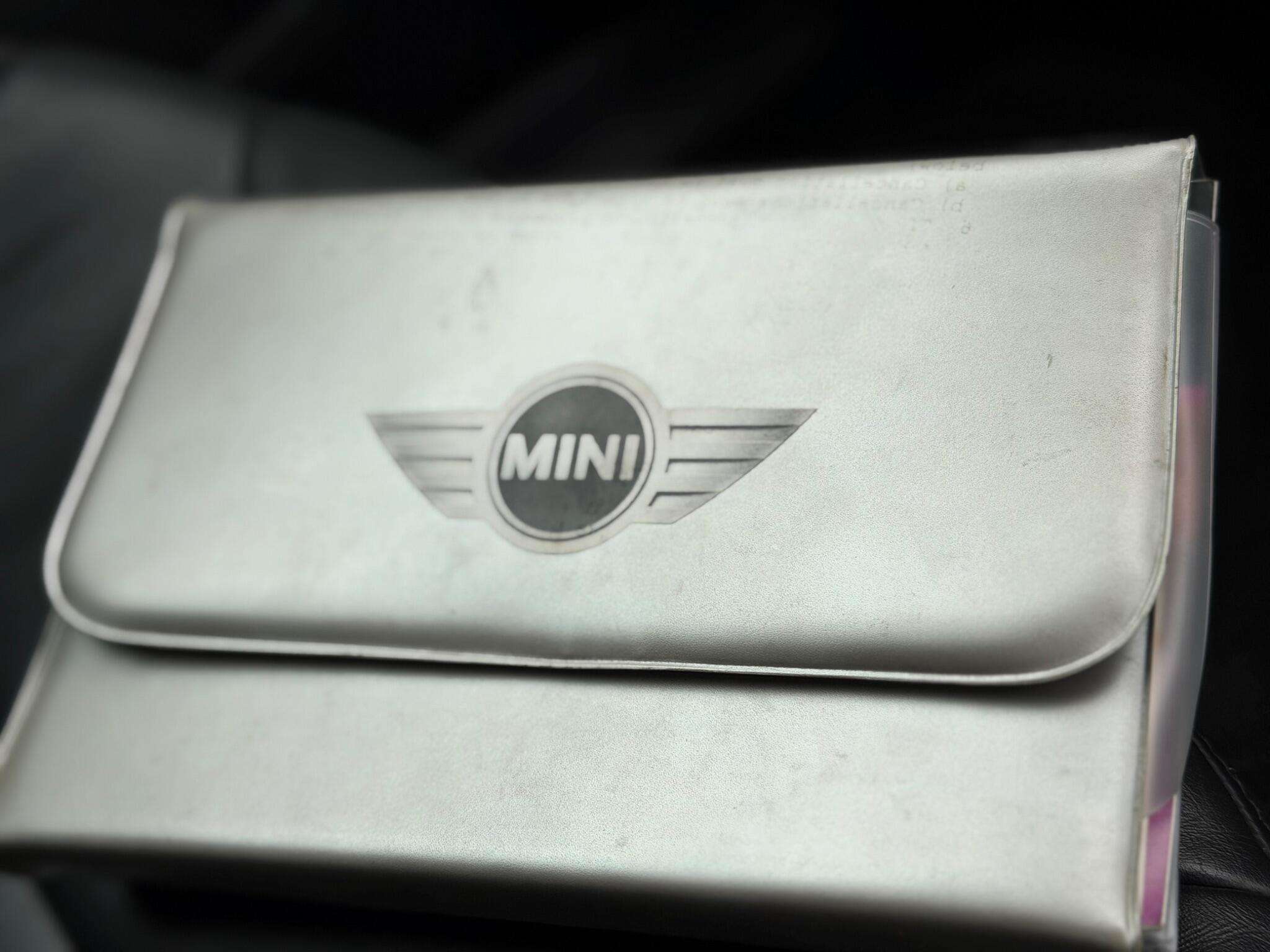 2003 MINI HATCH 2003 MINI HATCH