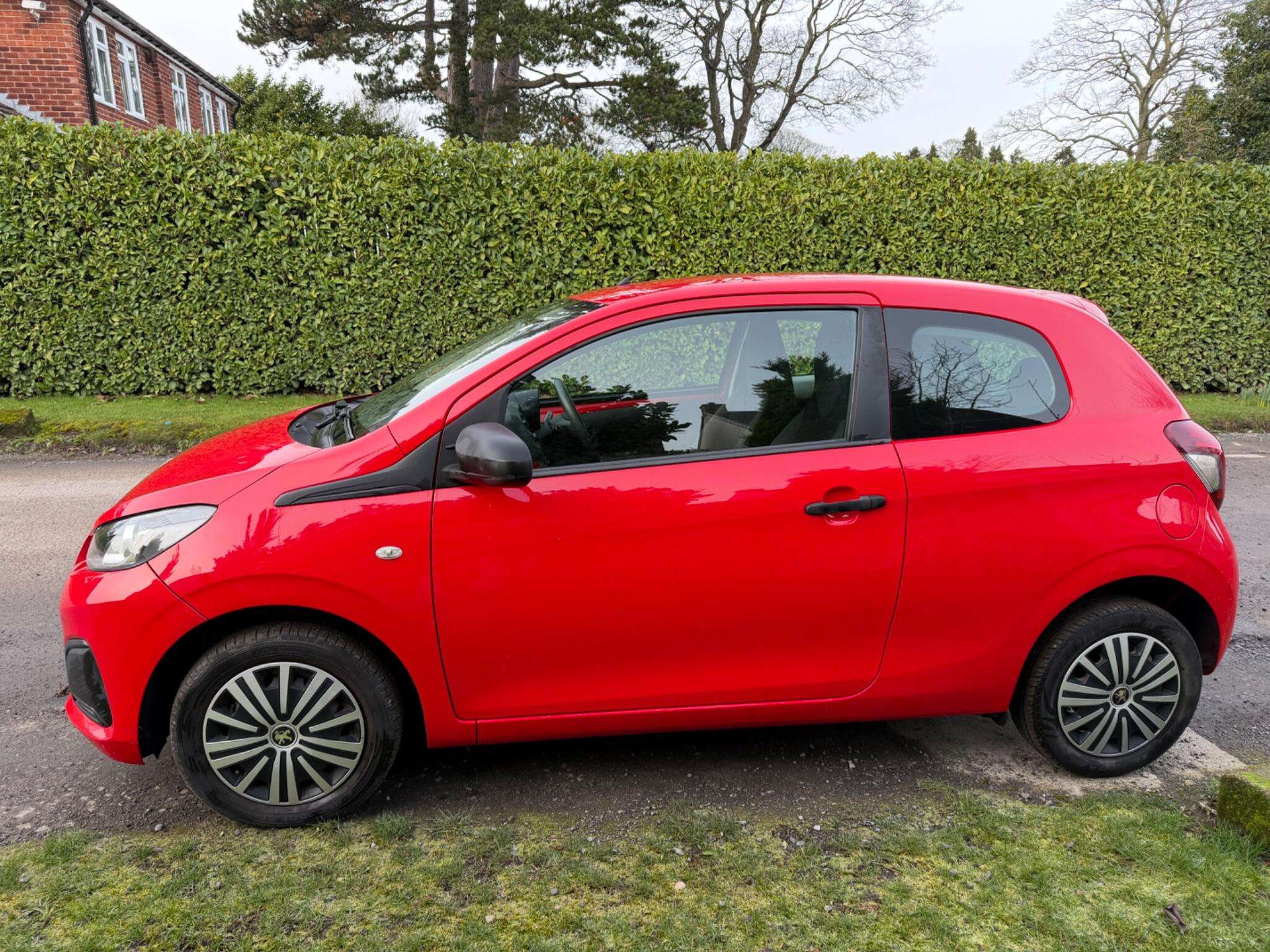 2017 PEUGEOT 108 2017 PEUGEOT 108