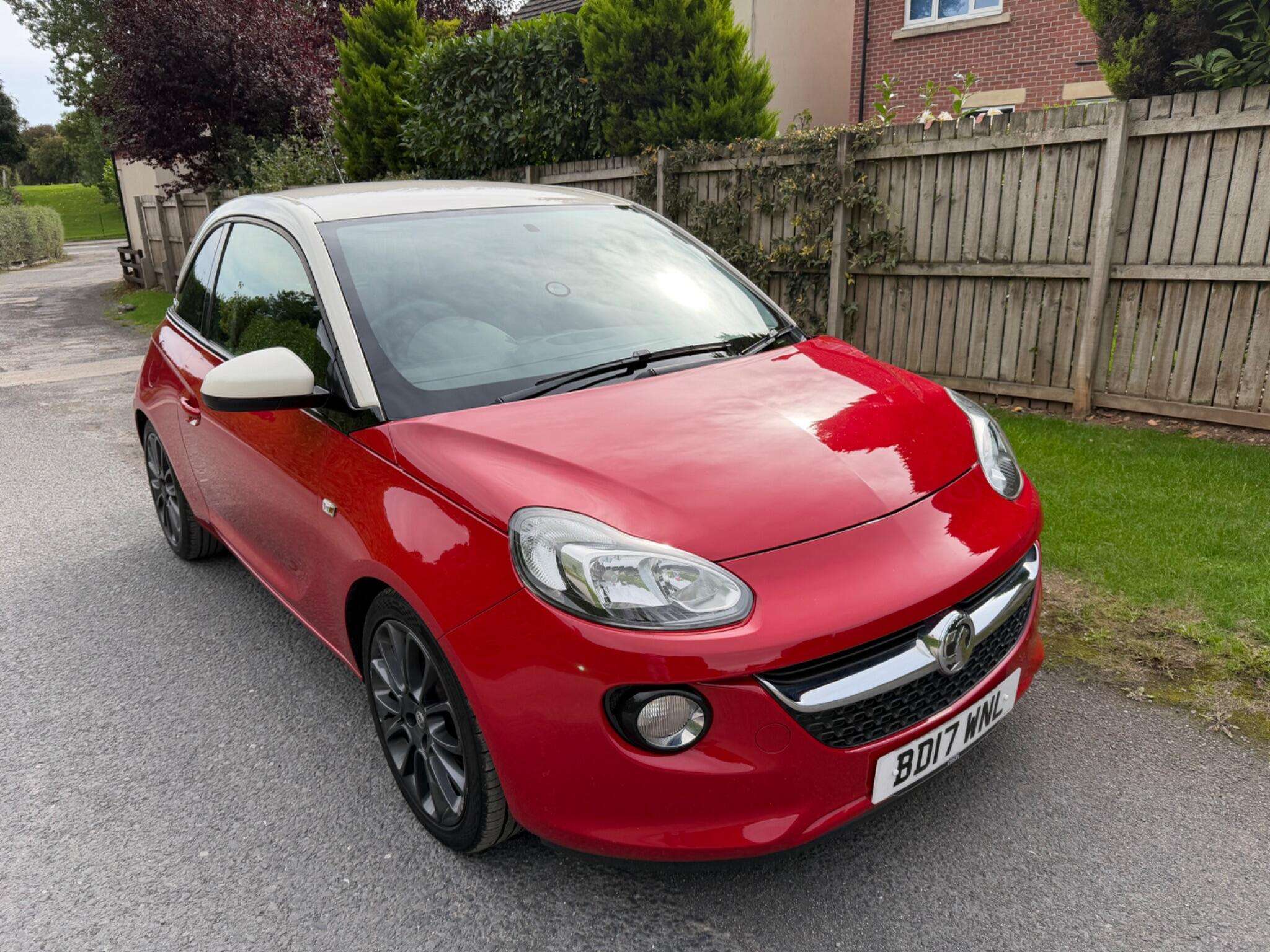 A 2017 VAUXHALL ADAM 1.2i JAM Euro 6 3dr A 2017 VAUXHALL ADAM 1.2i JAM Euro 6 3dr