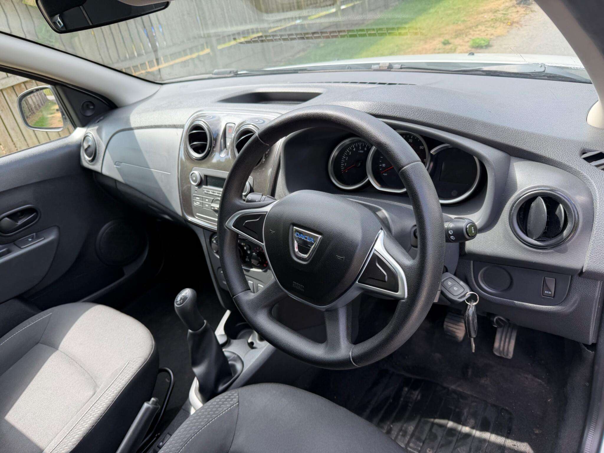 2017 DACIA LOGAN 2017 DACIA LOGAN