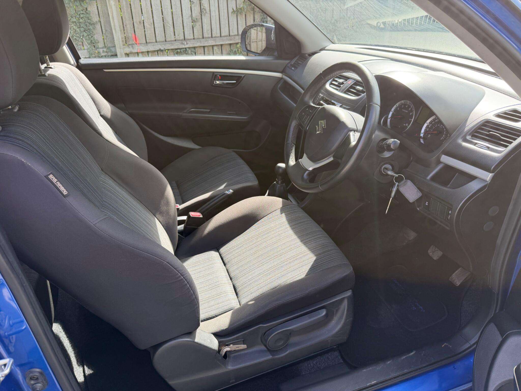 2013 SUZUKI SWIFT 2013 SUZUKI SWIFT