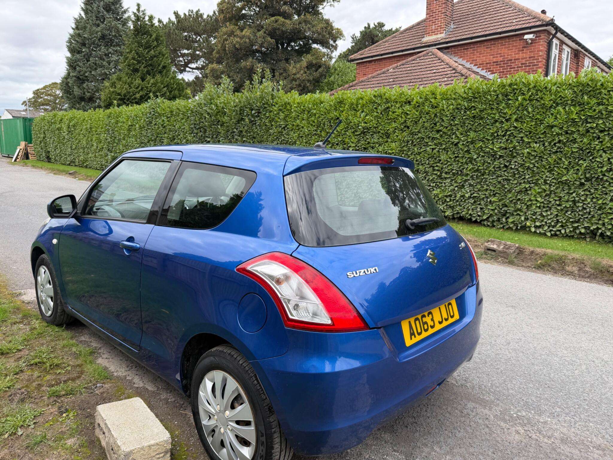 2013 SUZUKI SWIFT 2013 SUZUKI SWIFT
