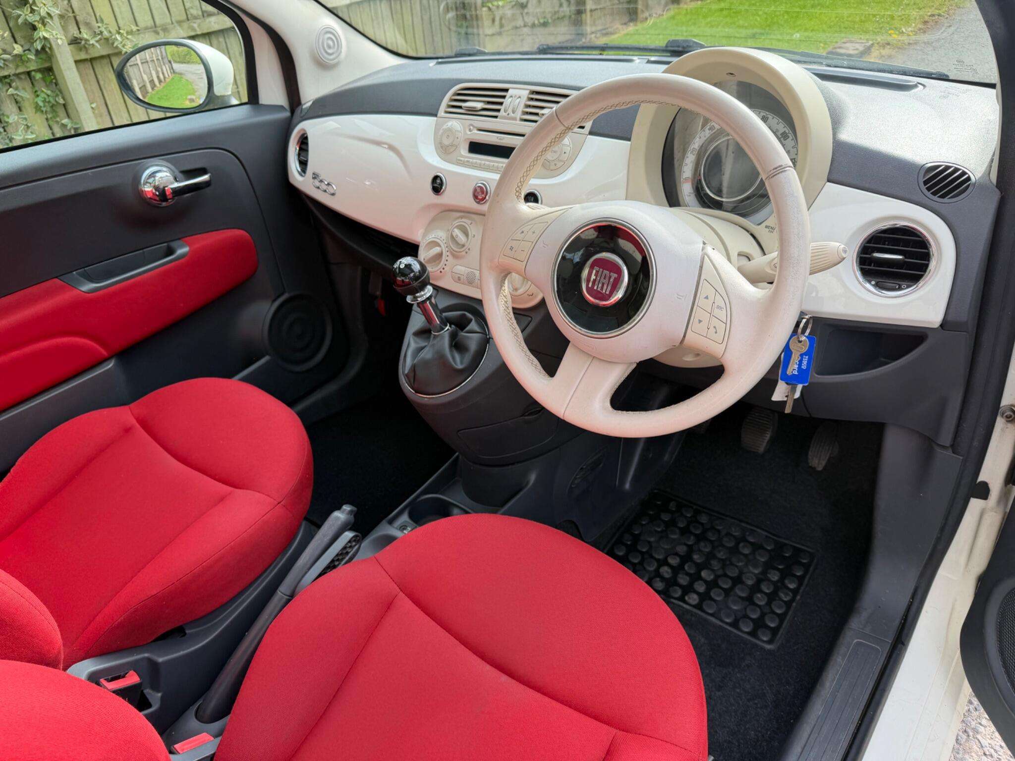 2012 FIAT 500 2012 FIAT 500