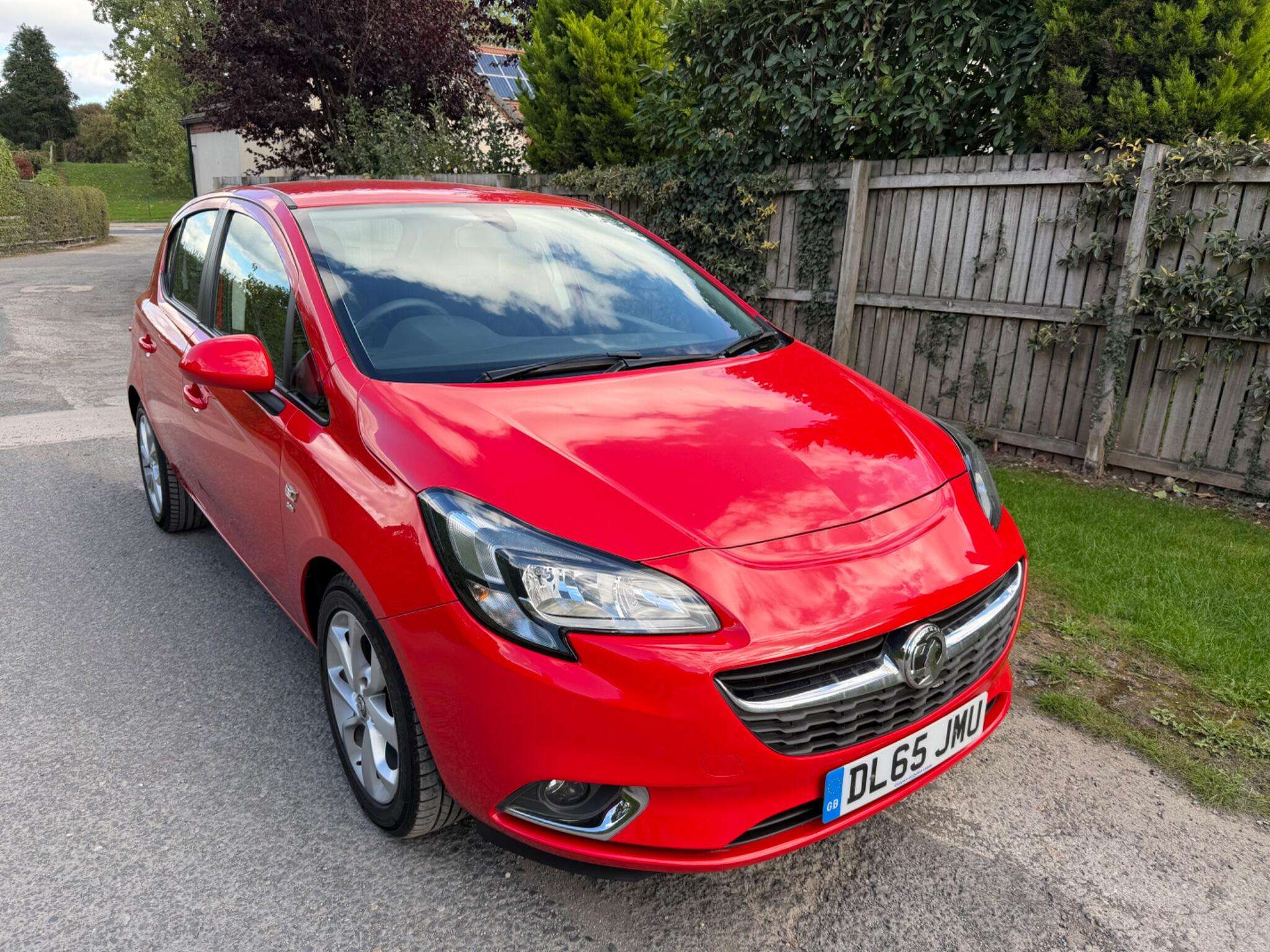 A 2015 VAUXHALL CORSA 1.4i ecoFLEX SRi Euro 6 5dr A 2015 VAUXHALL CORSA 1.4i ecoFLEX SRi Euro 6 5dr
