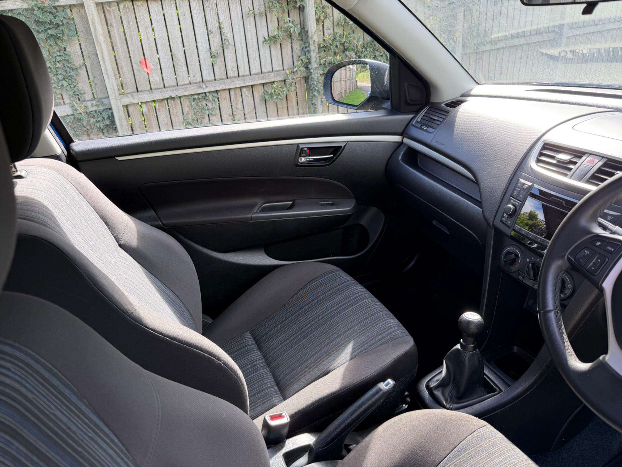 2013 SUZUKI SWIFT 2013 SUZUKI SWIFT