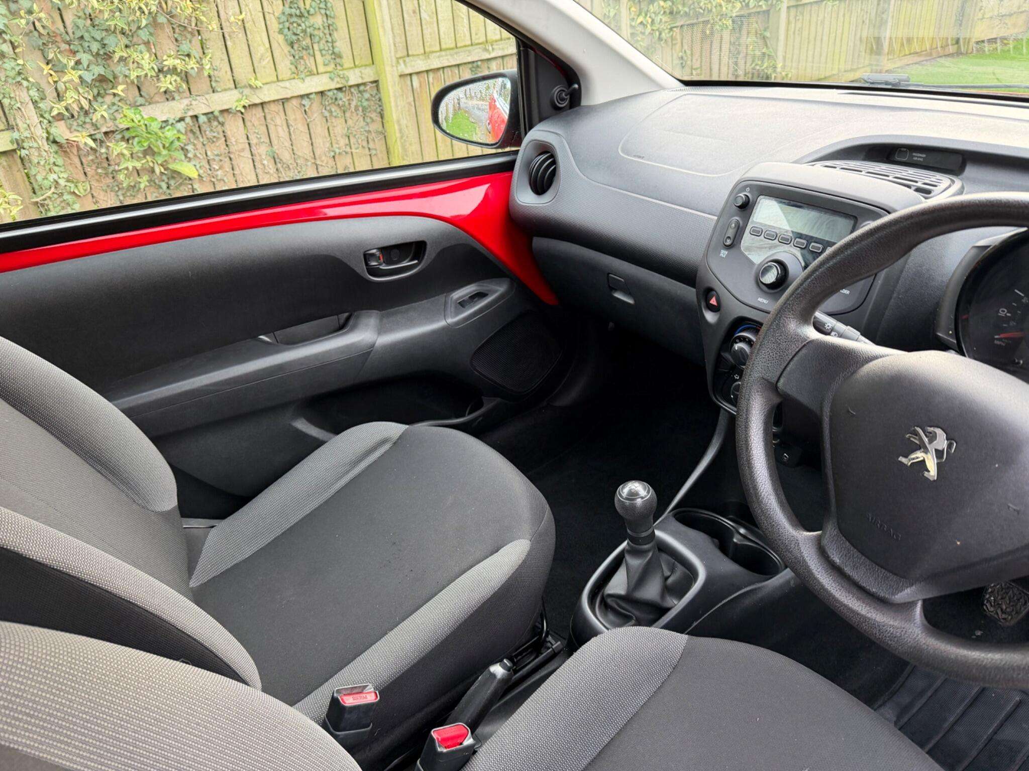 2017 PEUGEOT 108 2017 PEUGEOT 108