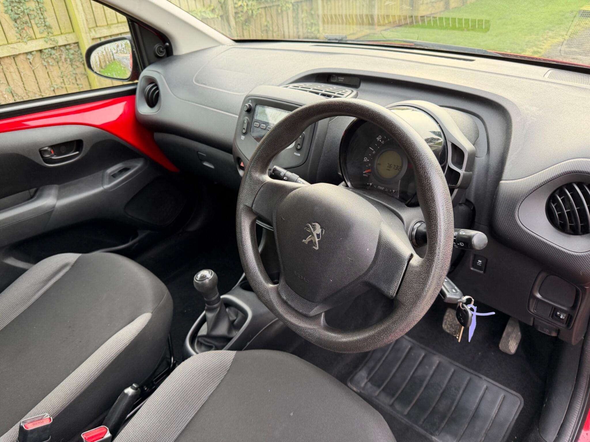 2017 PEUGEOT 108 2017 PEUGEOT 108