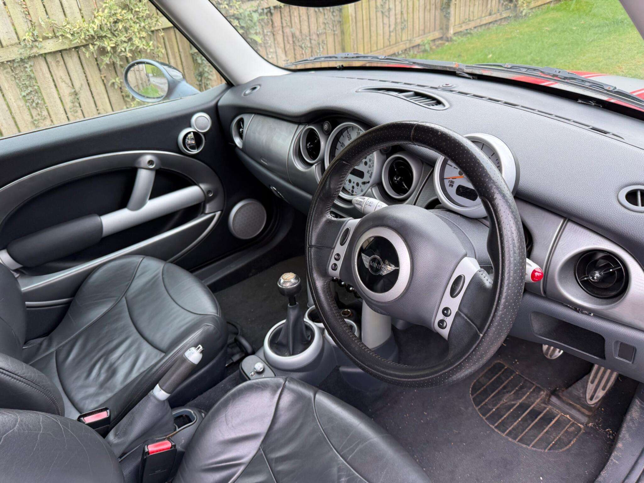 2003 MINI HATCH 2003 MINI HATCH