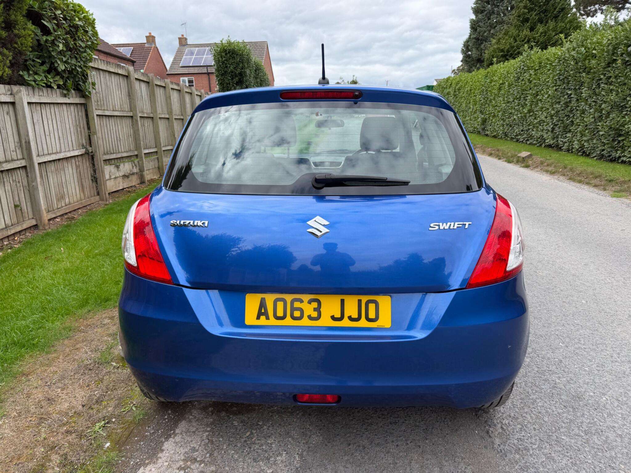 2013 SUZUKI SWIFT 2013 SUZUKI SWIFT