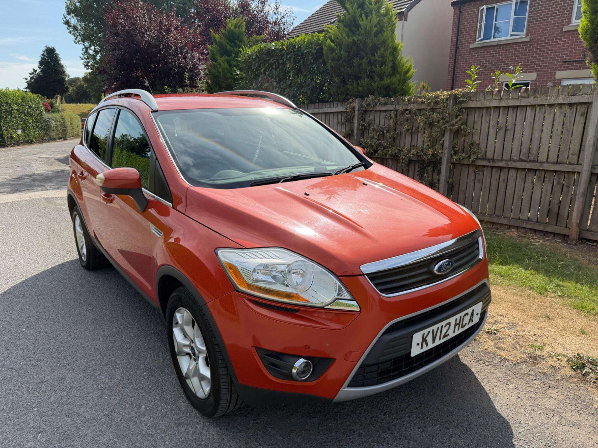 A 2012 FORD KUGA 2.0 TDCi Zetec Powershift AWD Euro 5 5dr A 2012 FORD KUGA 2.0 TDCi Zetec Powershift AWD Euro 5 5dr