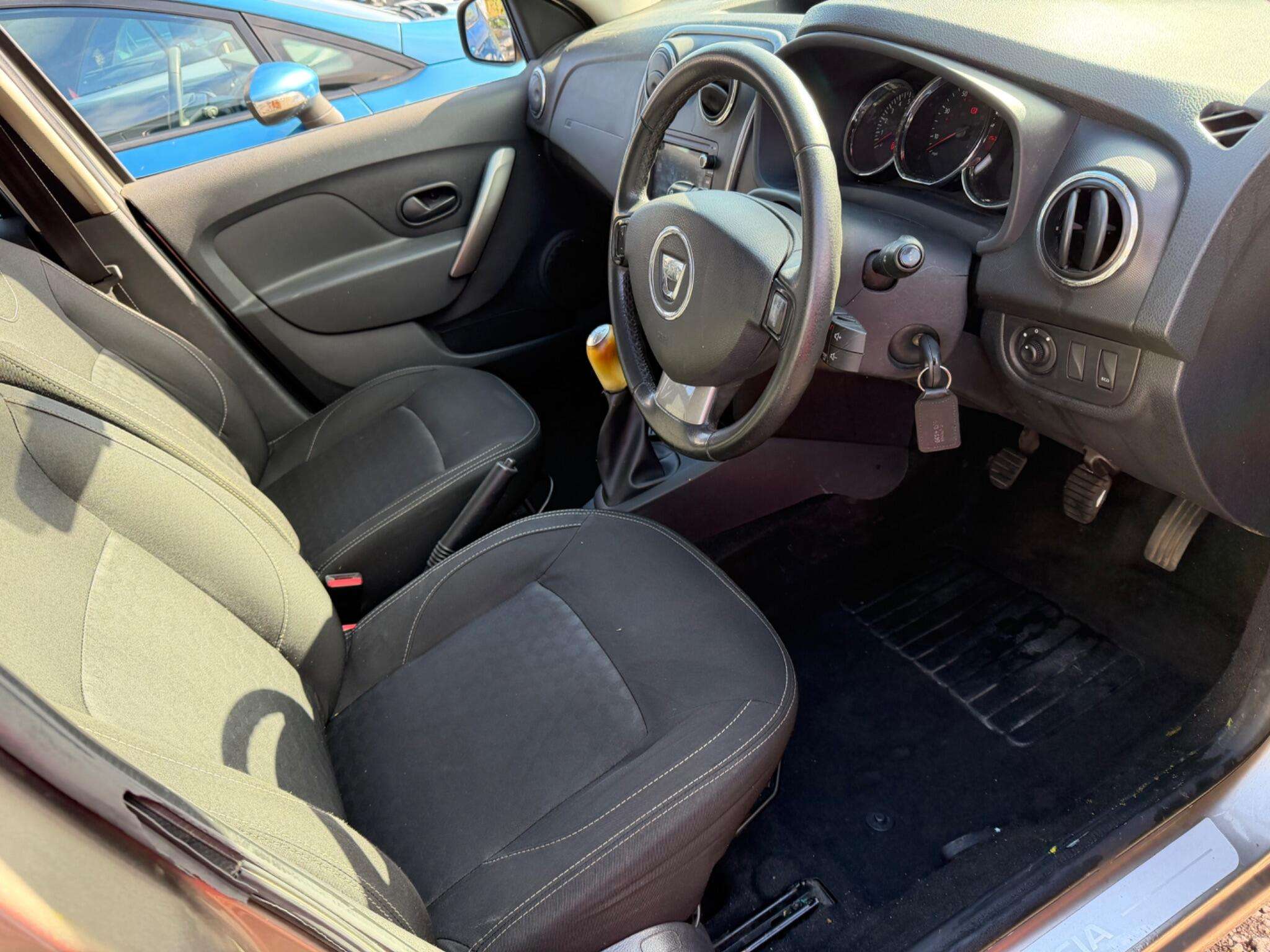 2014 DACIA LOGAN 2014 DACIA LOGAN