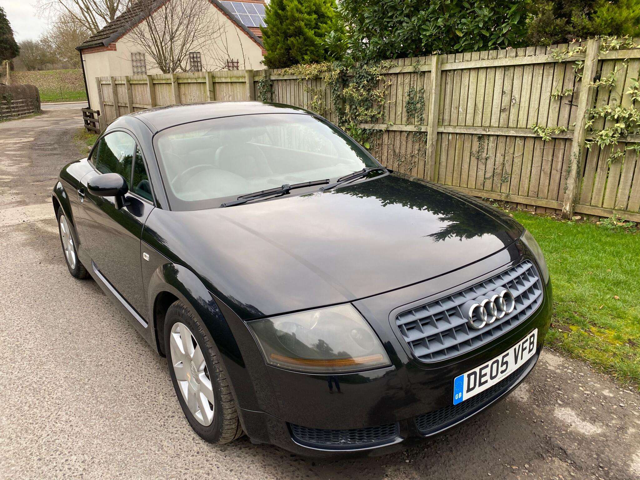 A 2005 AUDI TT 1.8 2dr A 2005 AUDI TT 1.8 2dr