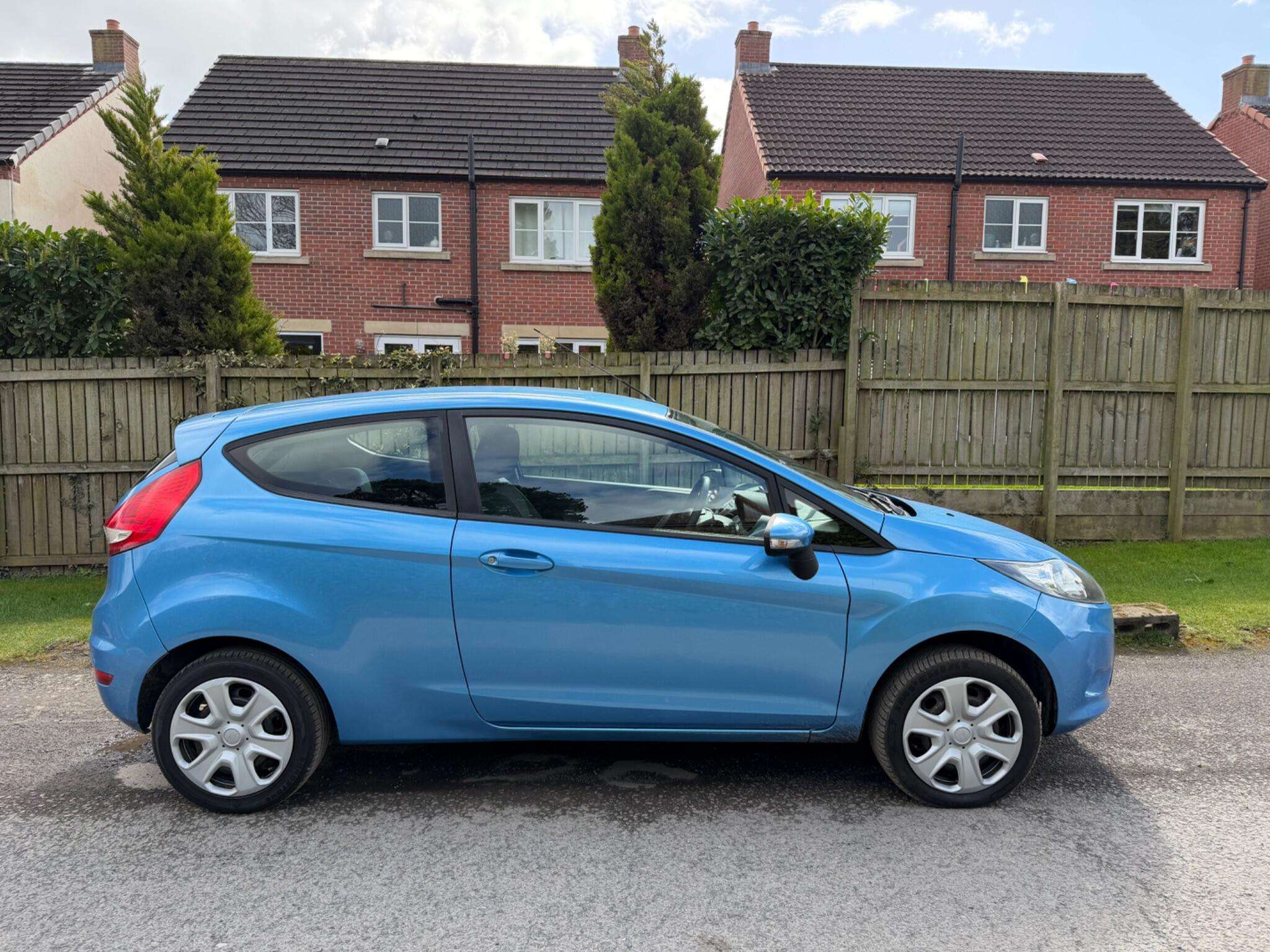 A 2009 FORD FIESTA 1.25 Style + 3dr A 2009 FORD FIESTA 1.25 Style + 3dr