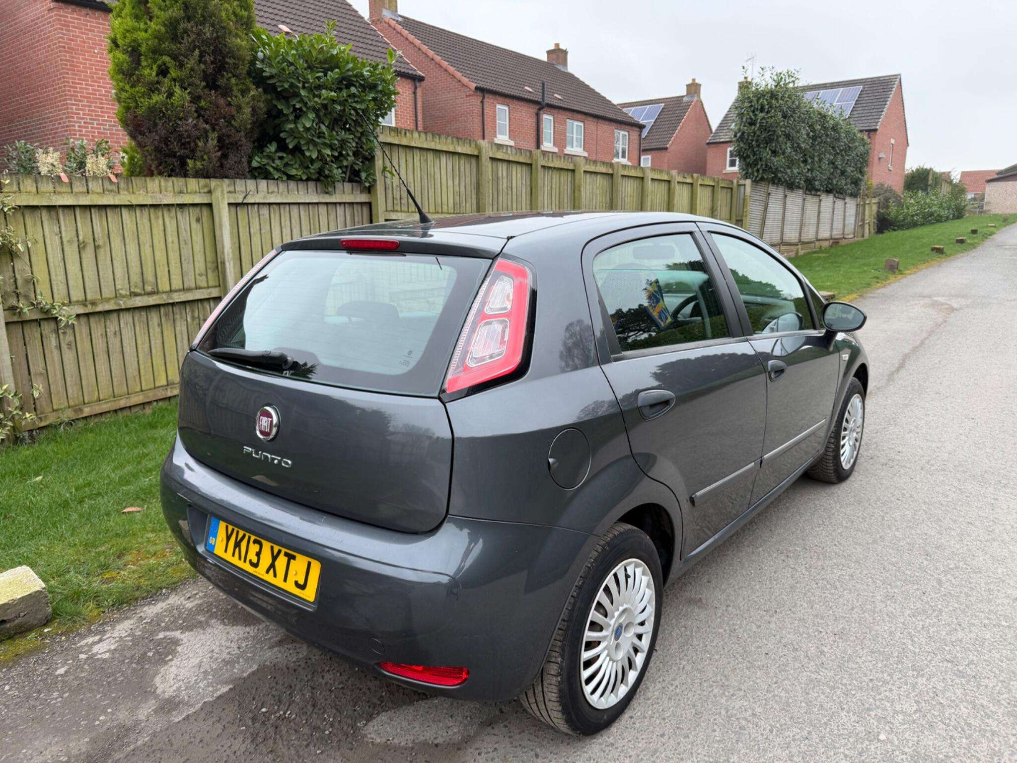 2013 FIAT PUNTO 2013 FIAT PUNTO
