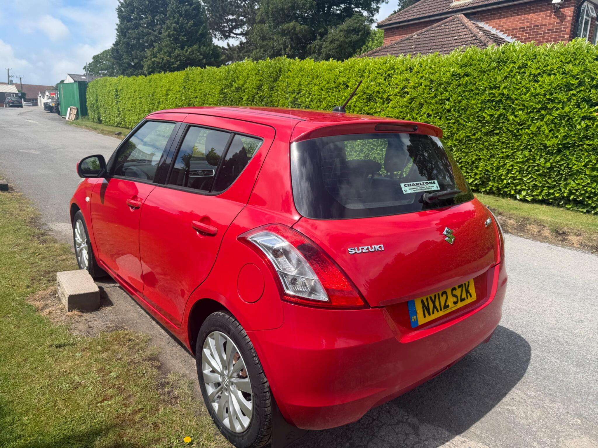 2012 SUZUKI SWIFT 2012 SUZUKI SWIFT
