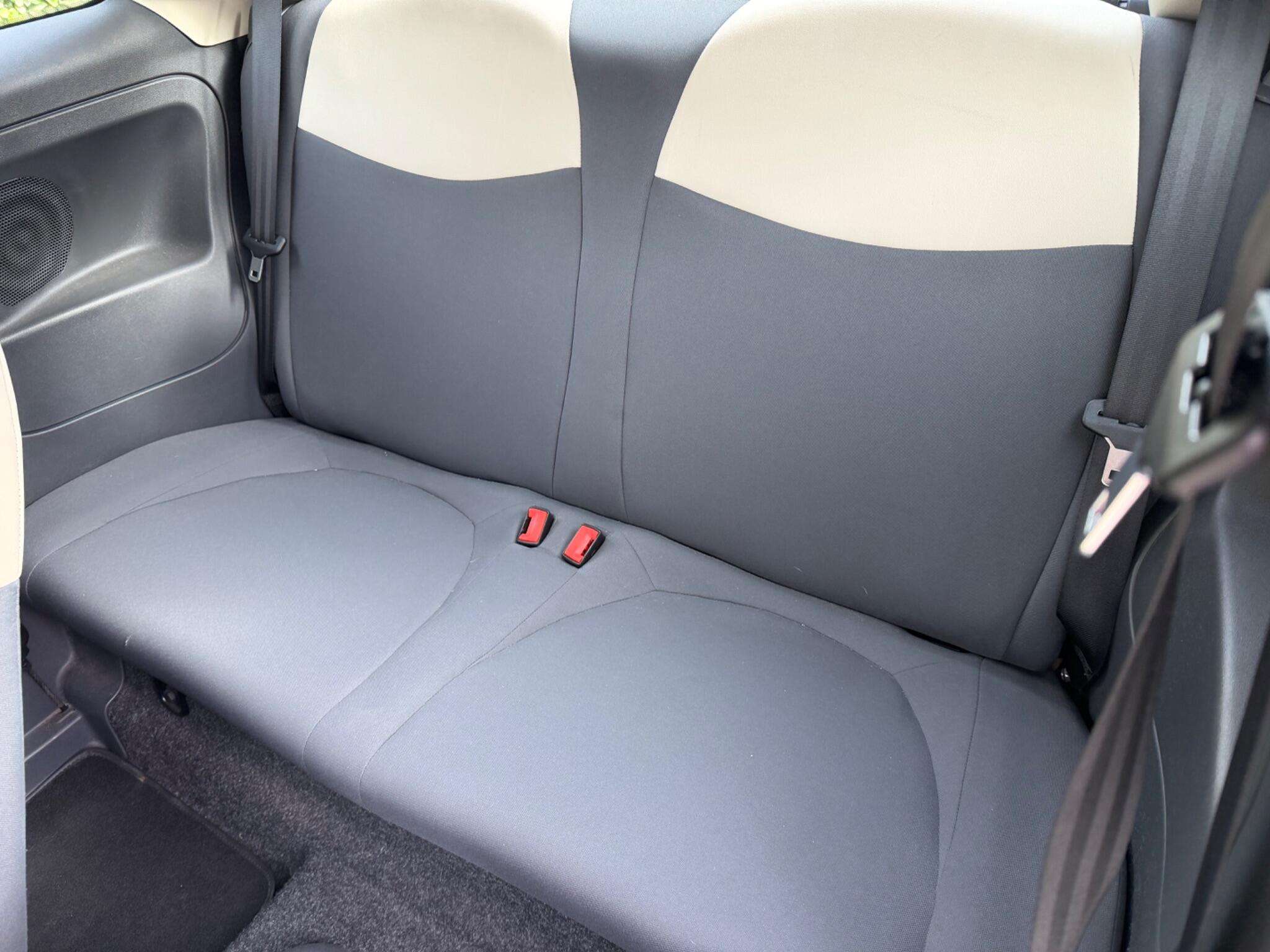 2013 FIAT 500 2013 FIAT 500