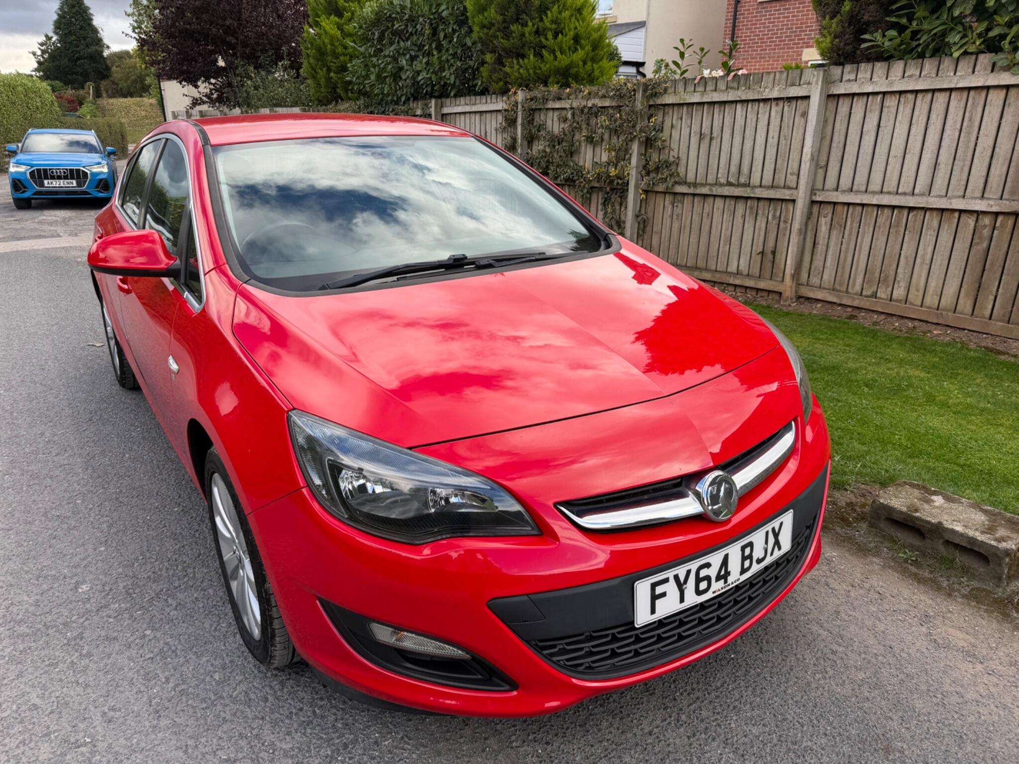 A 2014 VAUXHALL ASTRA 1.6 16v Excite Euro 5 5dr A 2014 VAUXHALL ASTRA 1.6 16v Excite Euro 5 5dr
