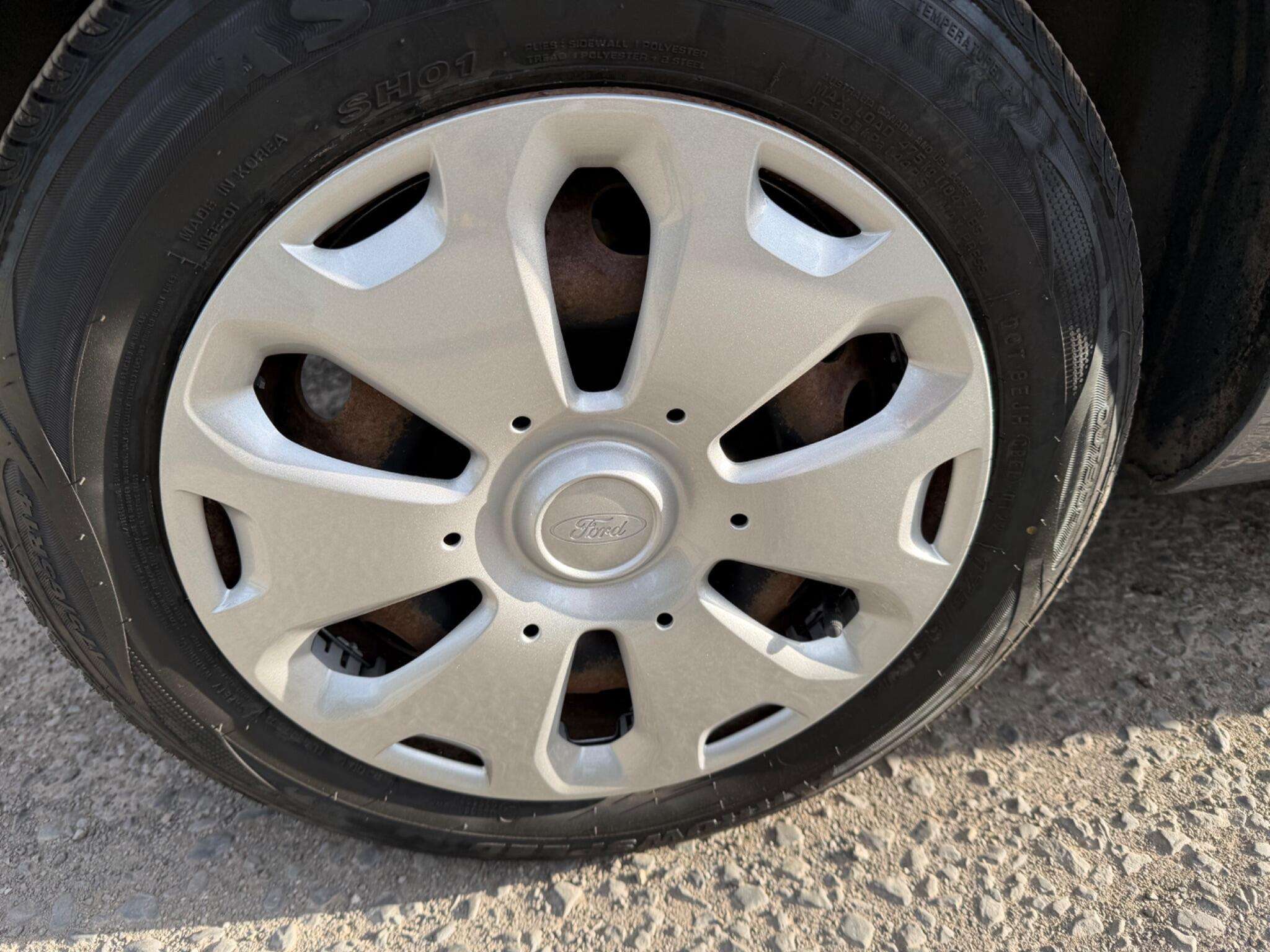 2013 FORD KA 2013 FORD KA