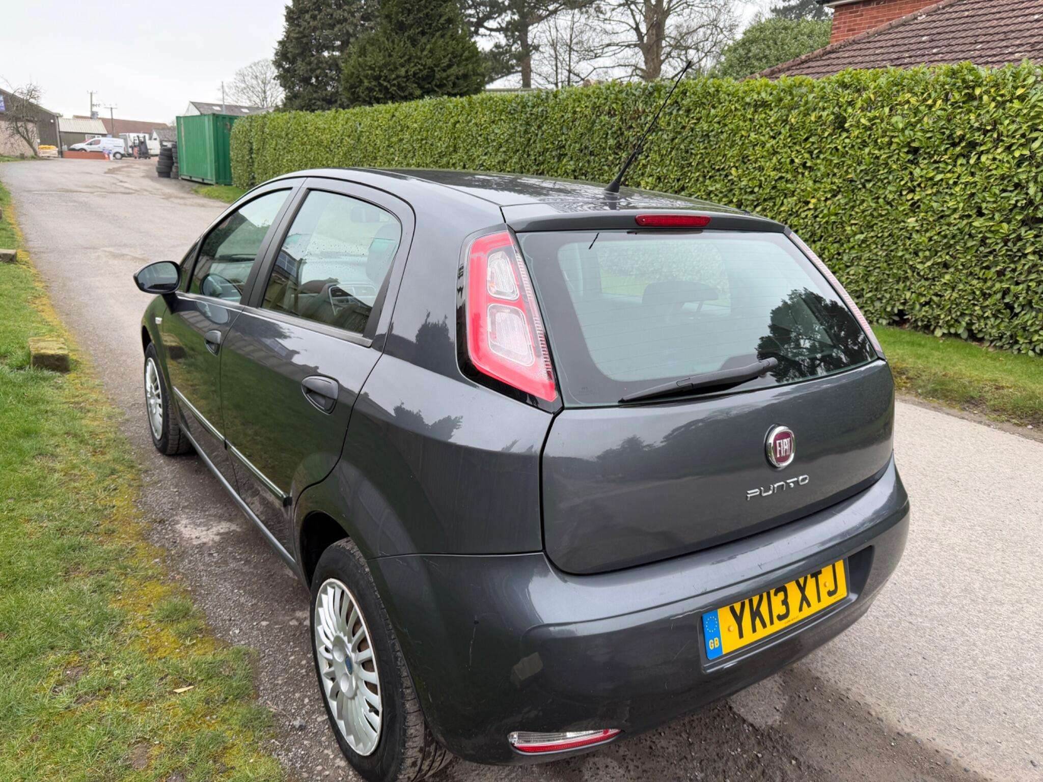 2013 FIAT PUNTO 2013 FIAT PUNTO