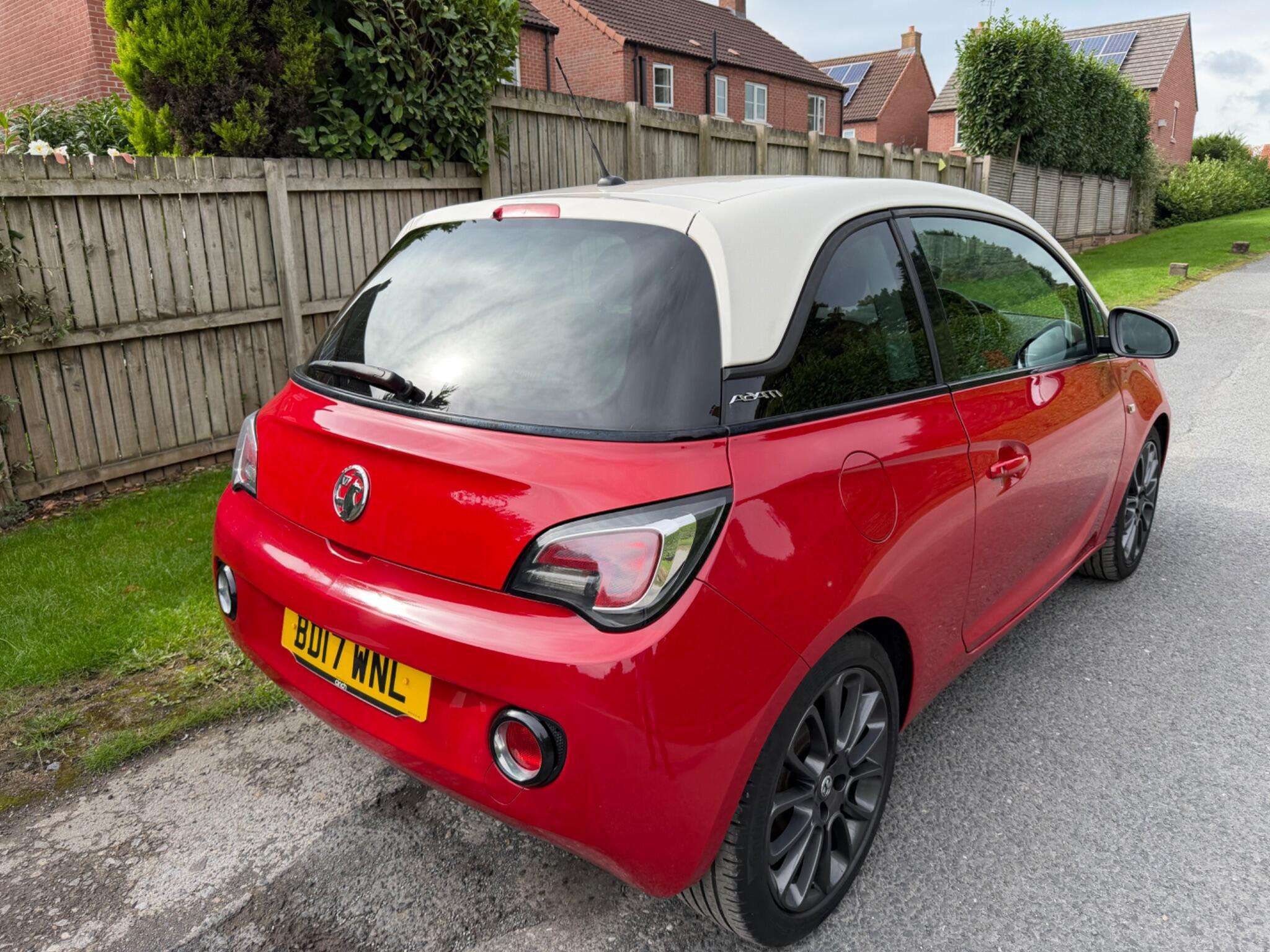 A 2017 VAUXHALL ADAM 1.2i JAM Euro 6 3dr A 2017 VAUXHALL ADAM 1.2i JAM Euro 6 3dr