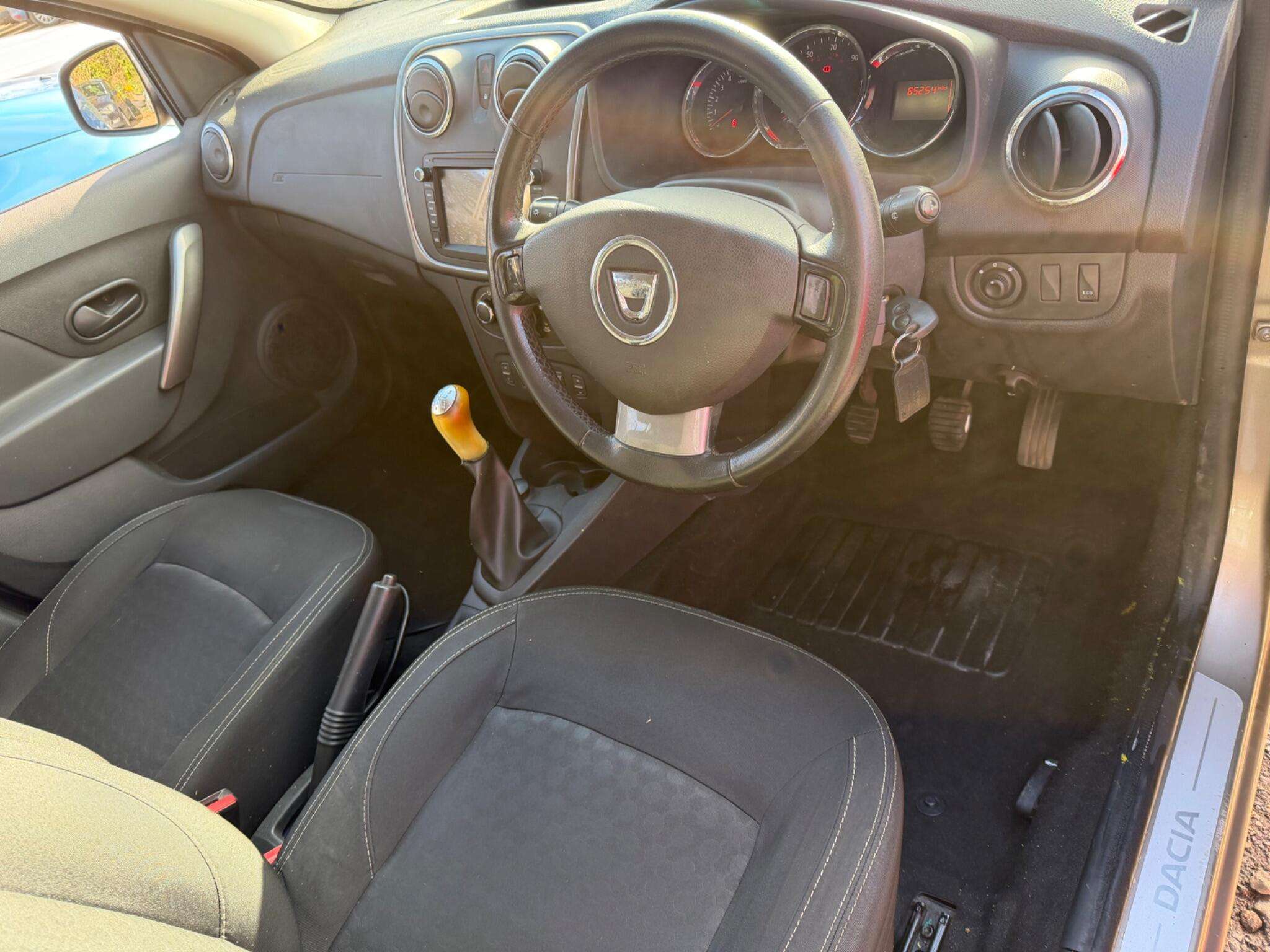 2014 DACIA LOGAN 2014 DACIA LOGAN