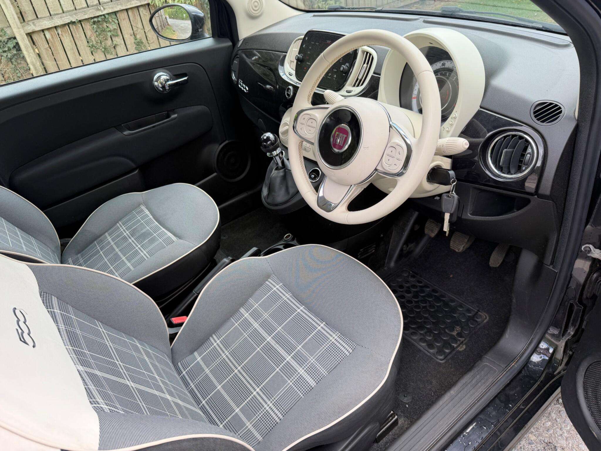 2020 FIAT 500 2020 FIAT 500