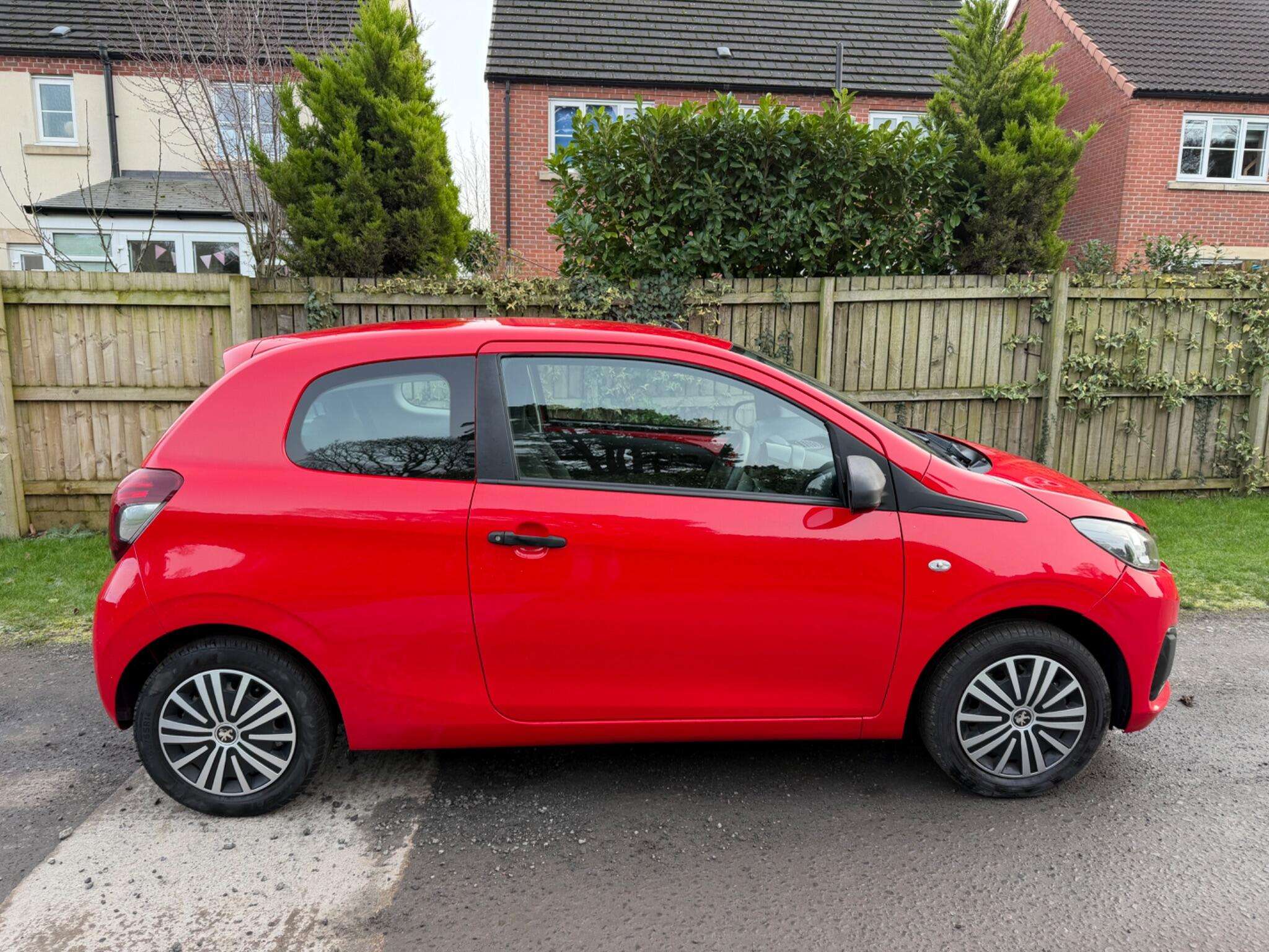 2017 PEUGEOT 108 2017 PEUGEOT 108