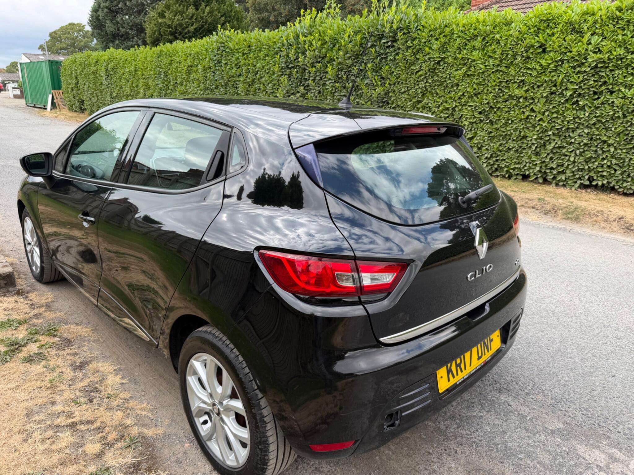 2017 RENAULT CLIO 2017 RENAULT CLIO