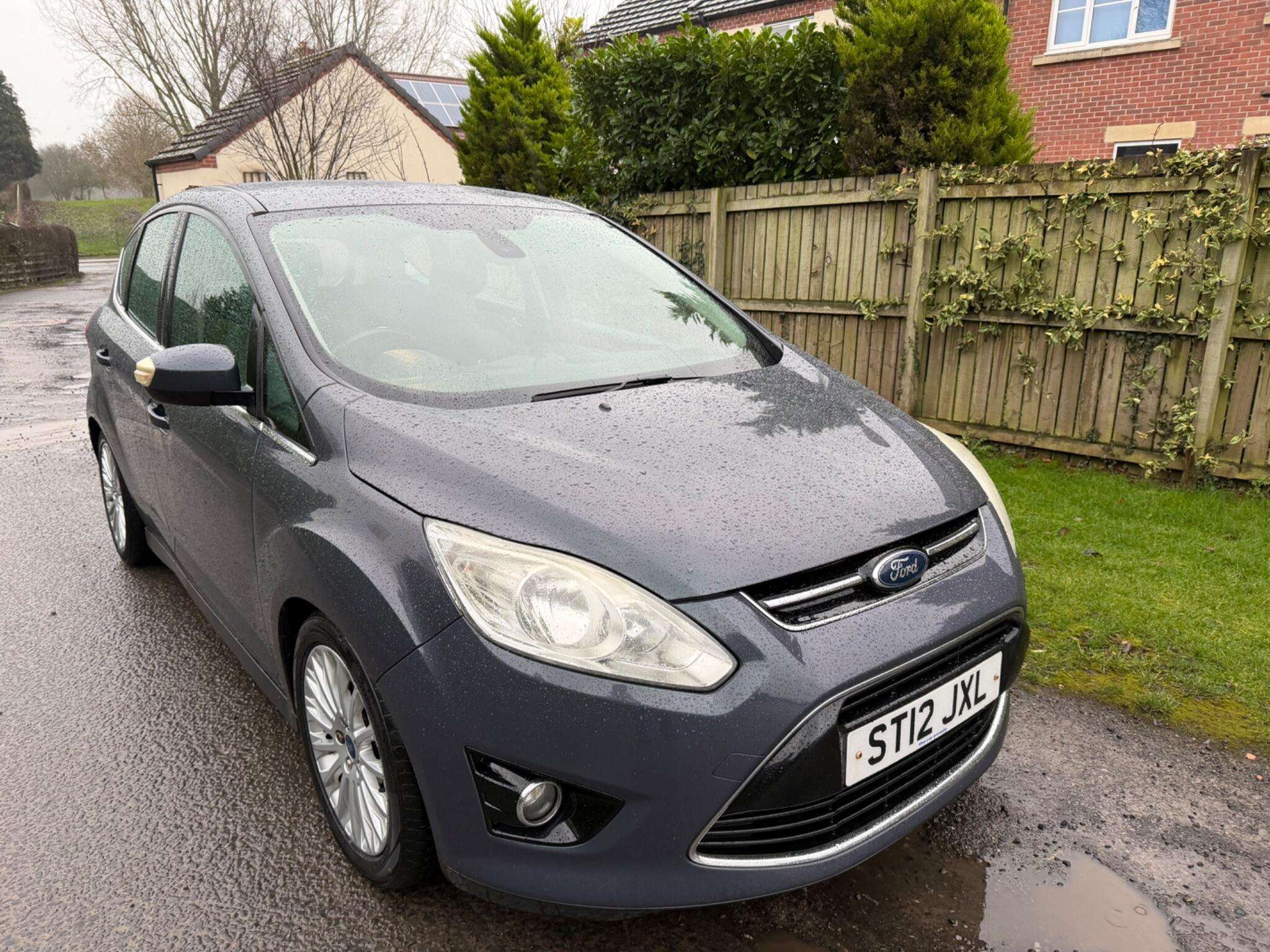 A 2012 FORD C-MAX 1.6 Titanium Euro 5 5dr A 2012 FORD C-MAX 1.6 Titanium Euro 5 5dr