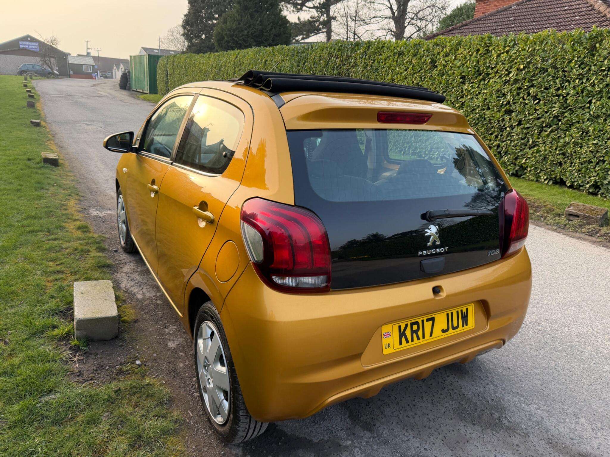 2017 PEUGEOT 108 2017 PEUGEOT 108